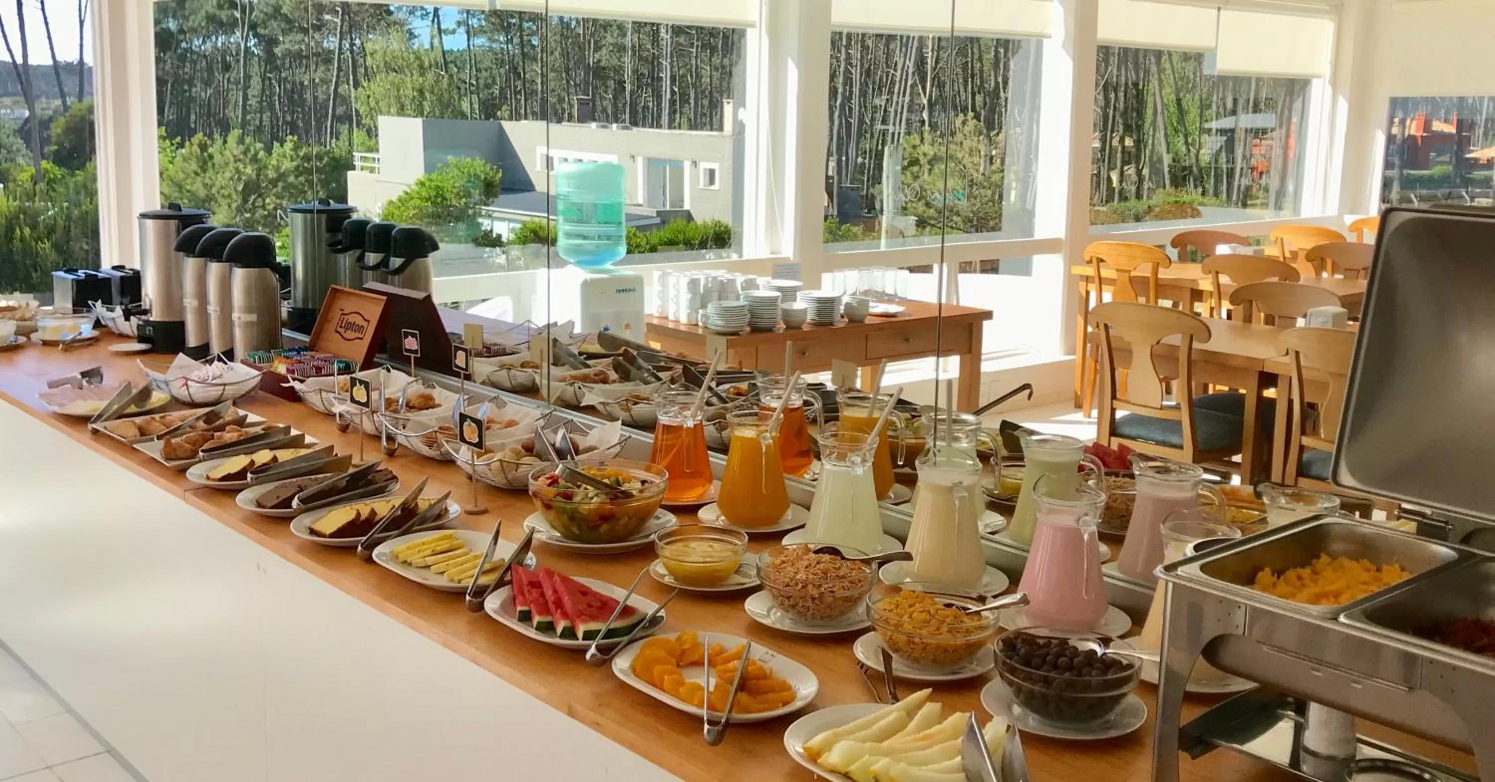 Breakfast in Hotel Las Olas Resort