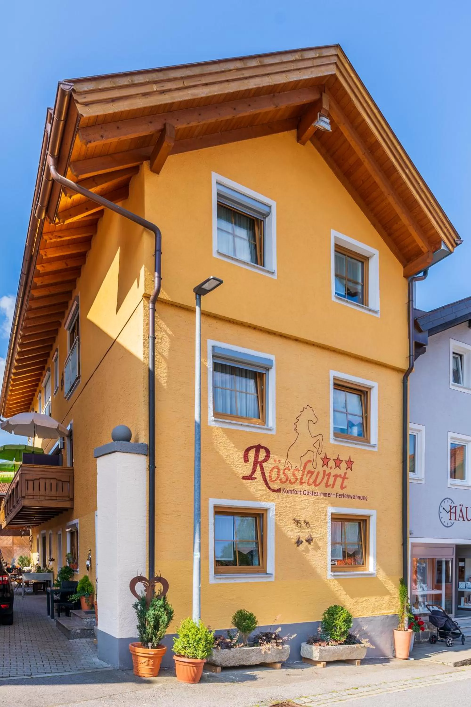 Property building in Wander und Aktiv Hotel Rösslwirt