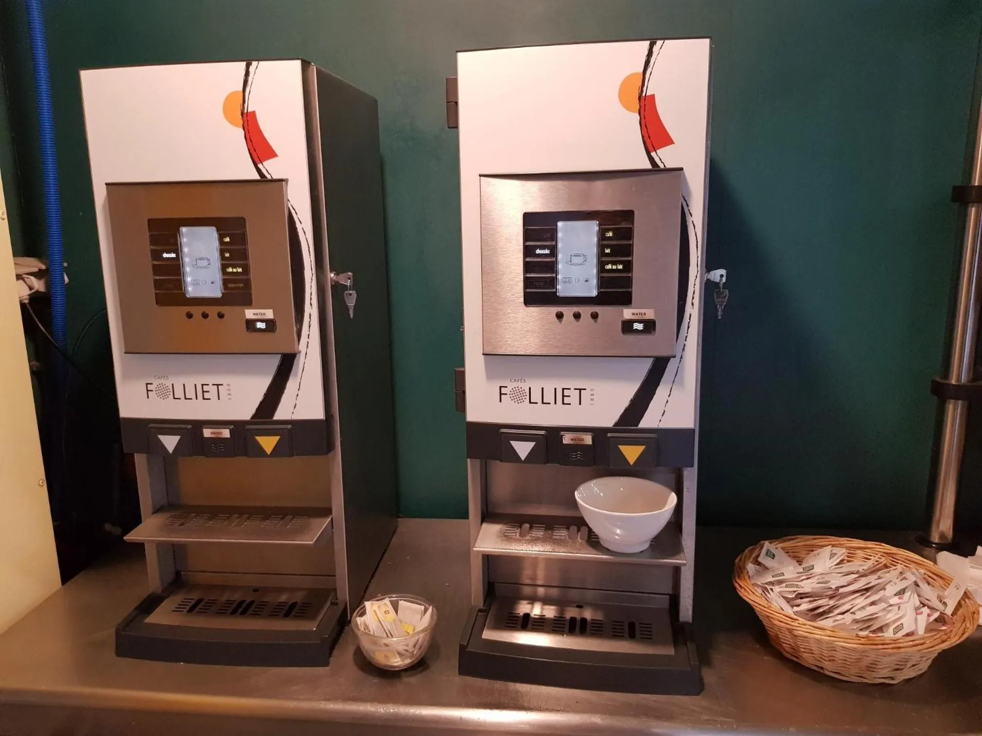 Continental breakfast in ETHIC ETAPES DIJON Accueil 24h24 et parking gratuit