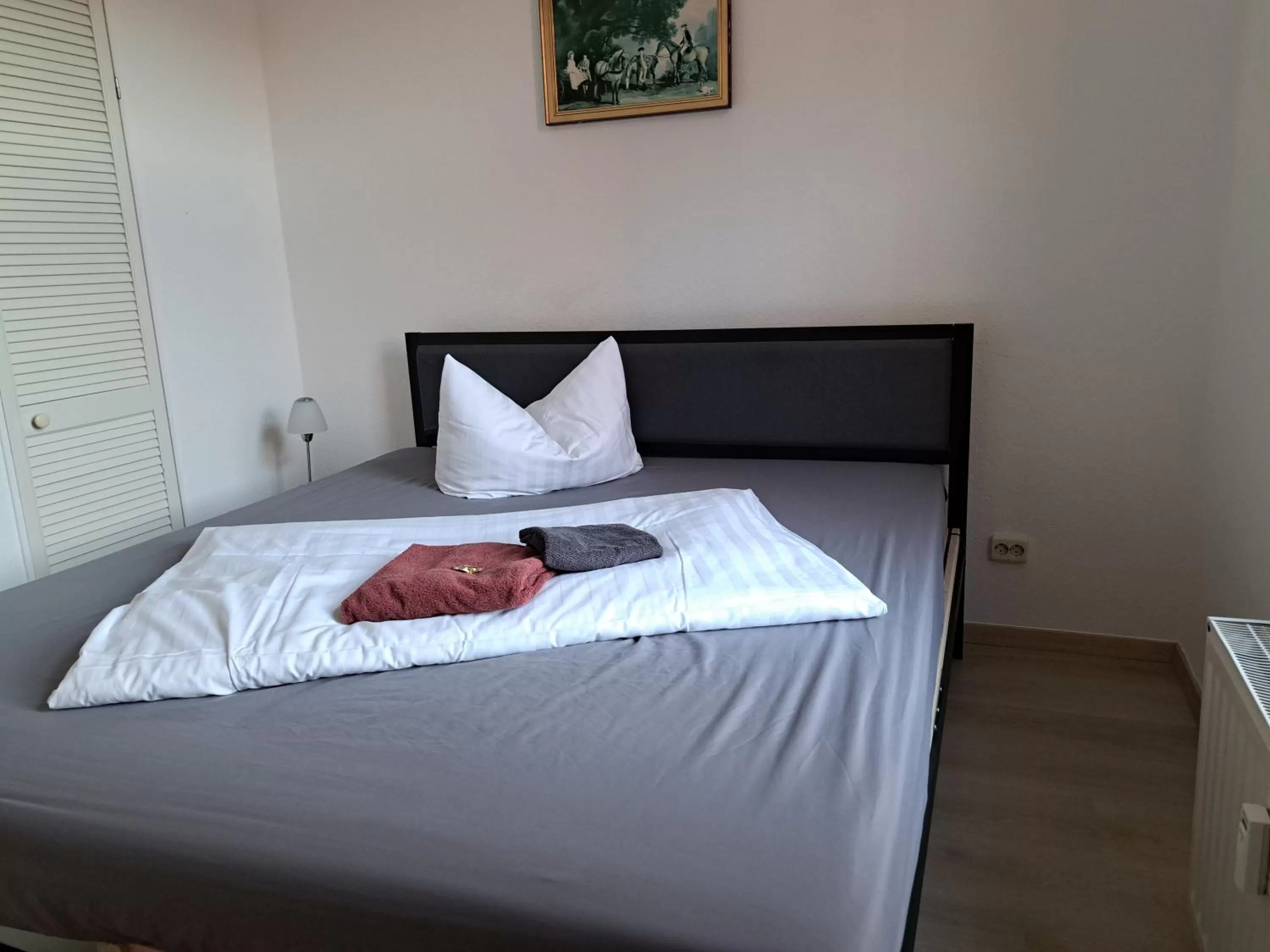 Bed in Apartment-Hotel Schillerplatz