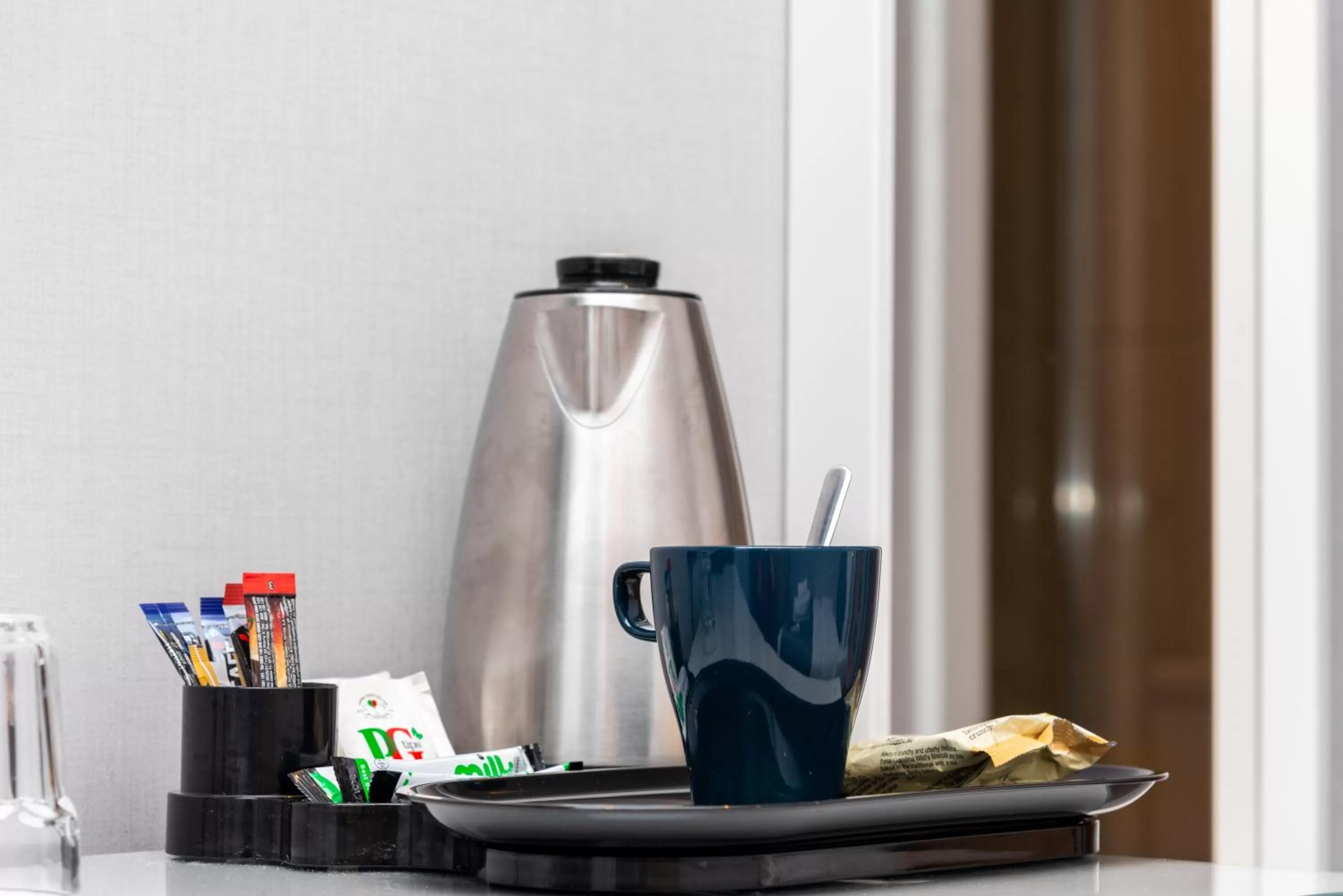 Coffee/tea facilities in Gainsborough Hotel