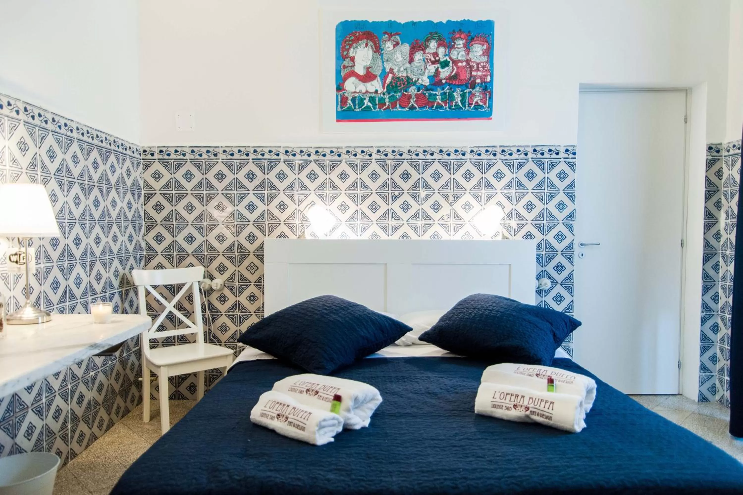 Bed in L'Opera Buffa