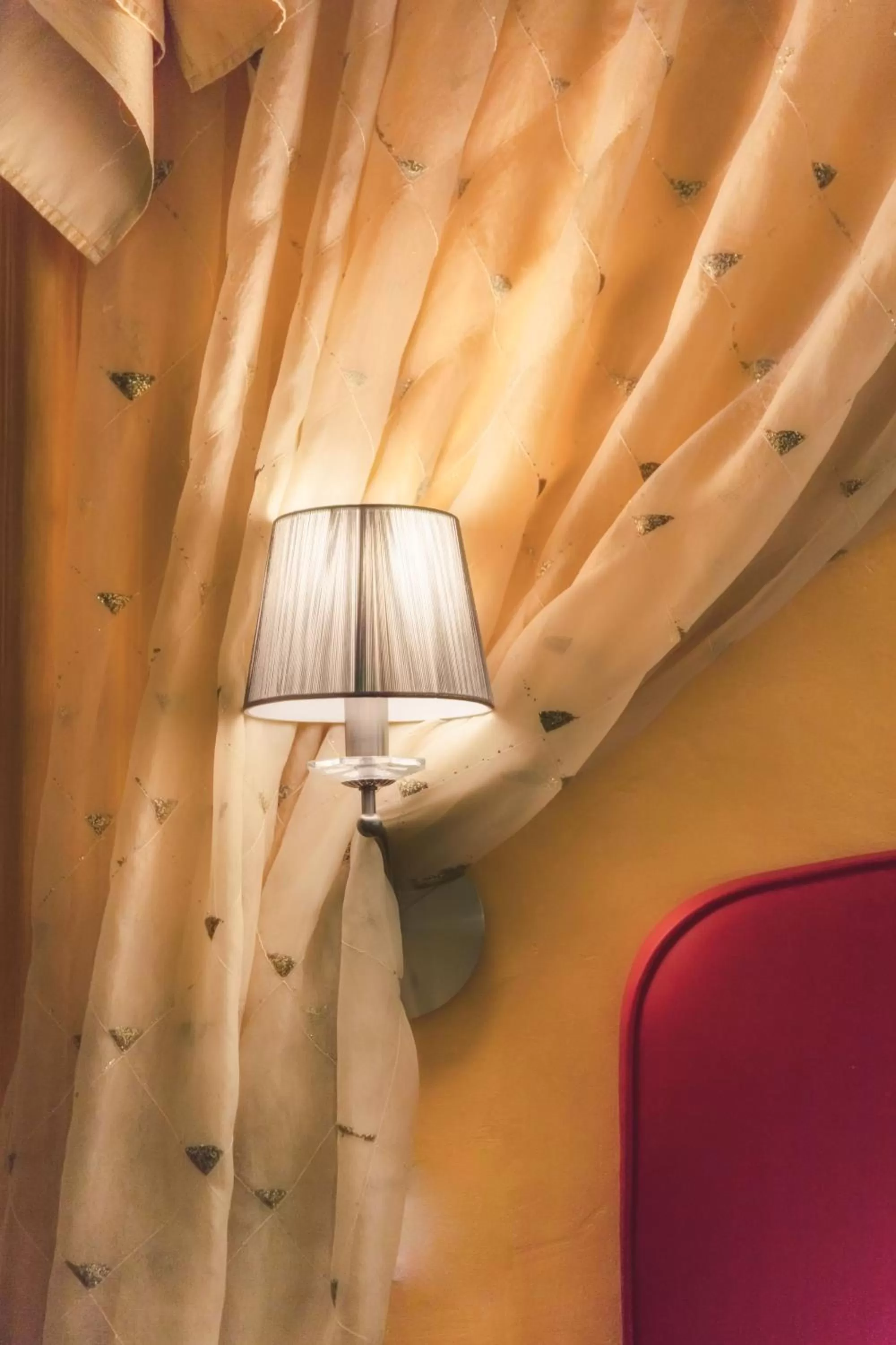 Decorative detail in Ghibellino B&B