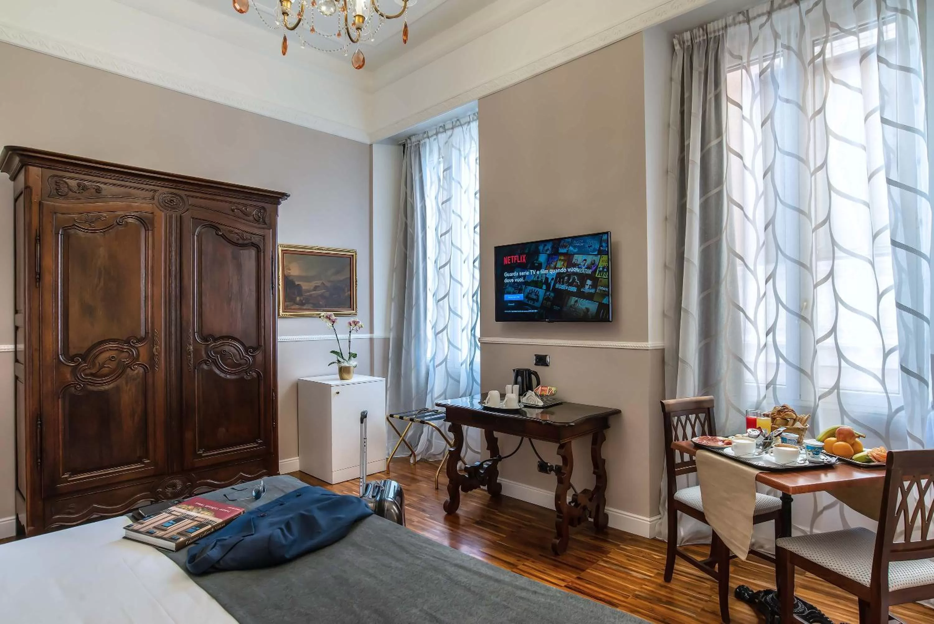 Bed in I TRE MOSCHETTIERI - D'ARTAGNAN Luxury Guest House