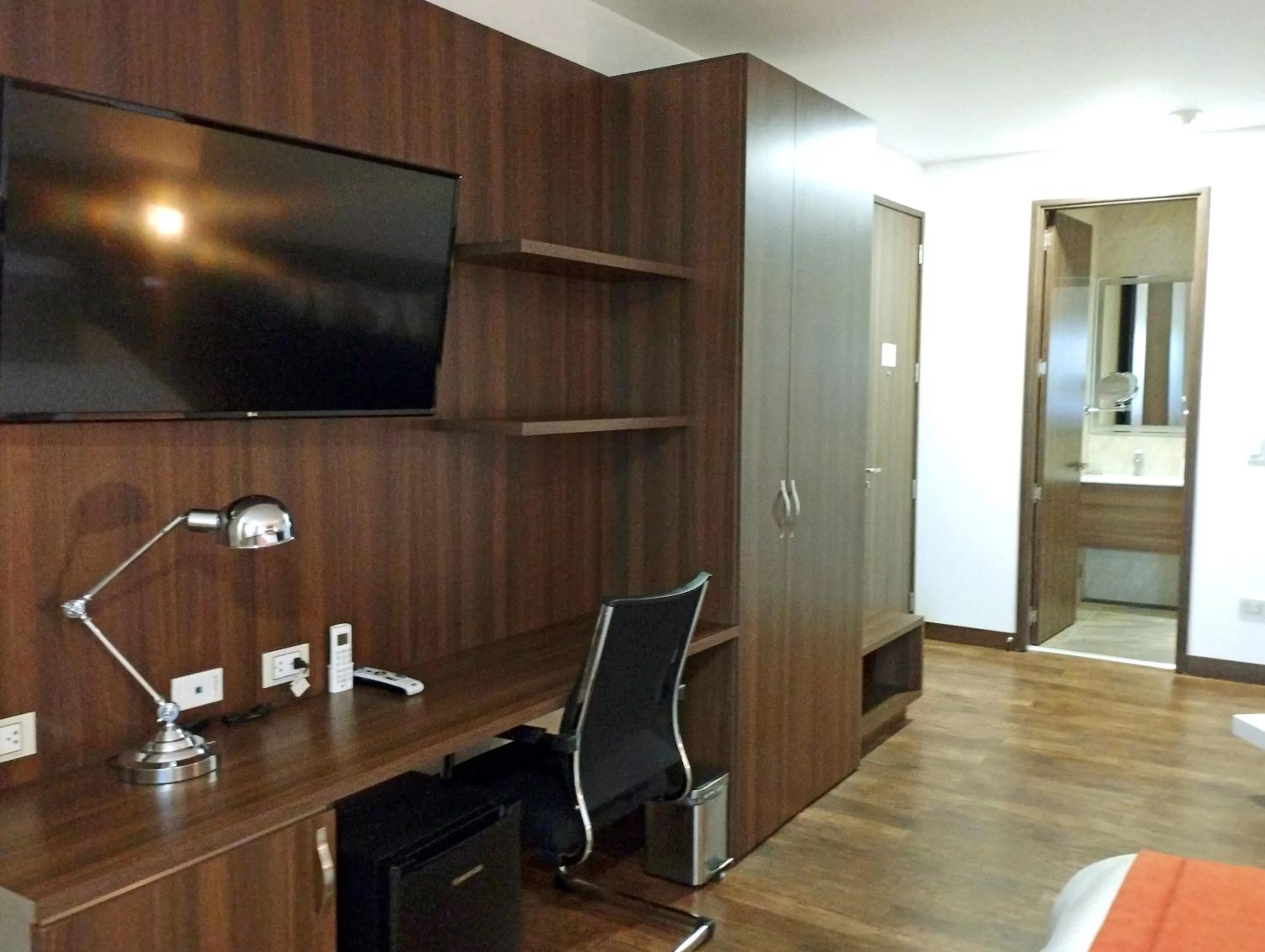 Bed in Hotel Real Elim International