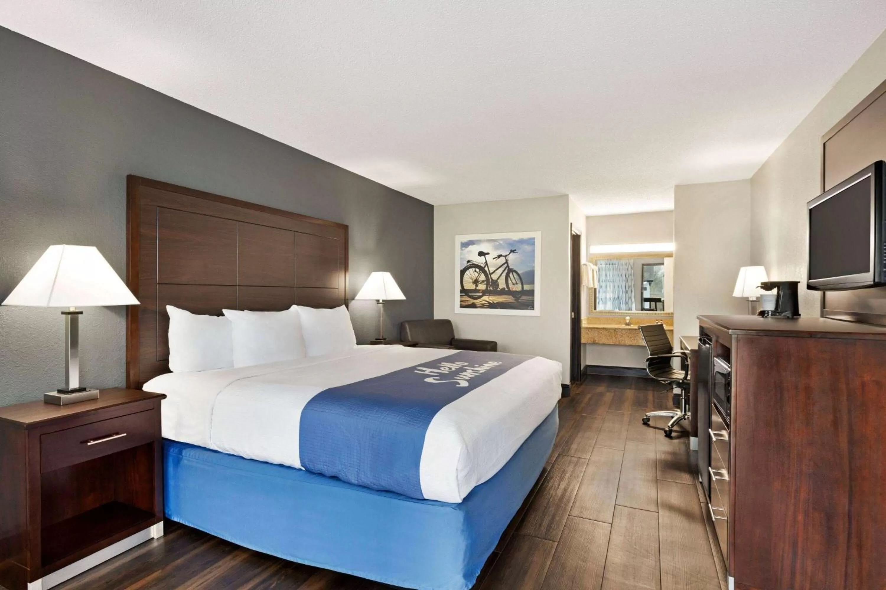 Photo of the whole room, Bed in Days Inn by Wyndham Rock Hill