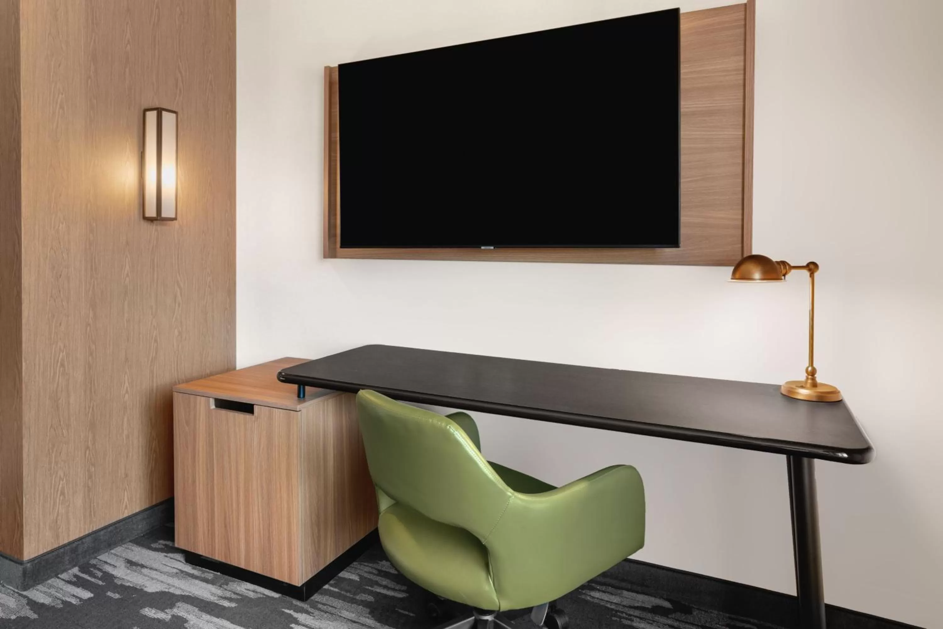 Photo of the whole room in Fairfield by Marriott Inn & Suites Seattle Poulsbo