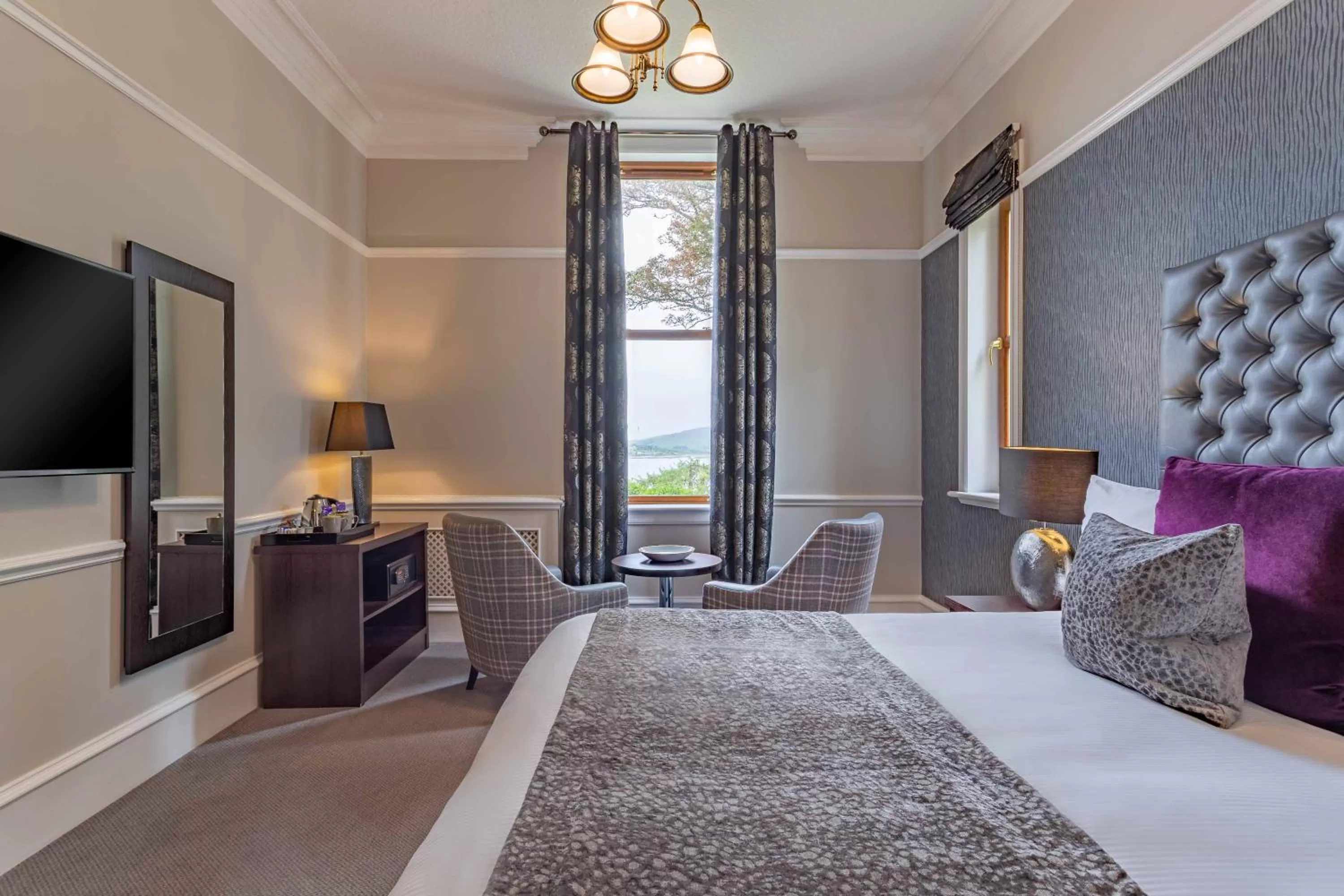 Sea view, Bed in Cuillin Hills Hotel