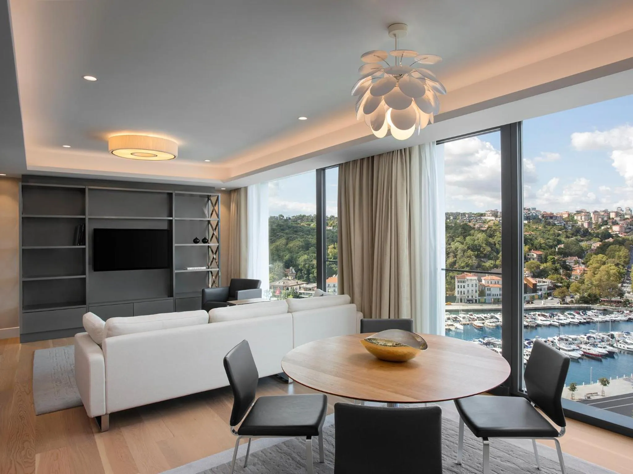 Living room in The Grand Tarabya Managed by Accor