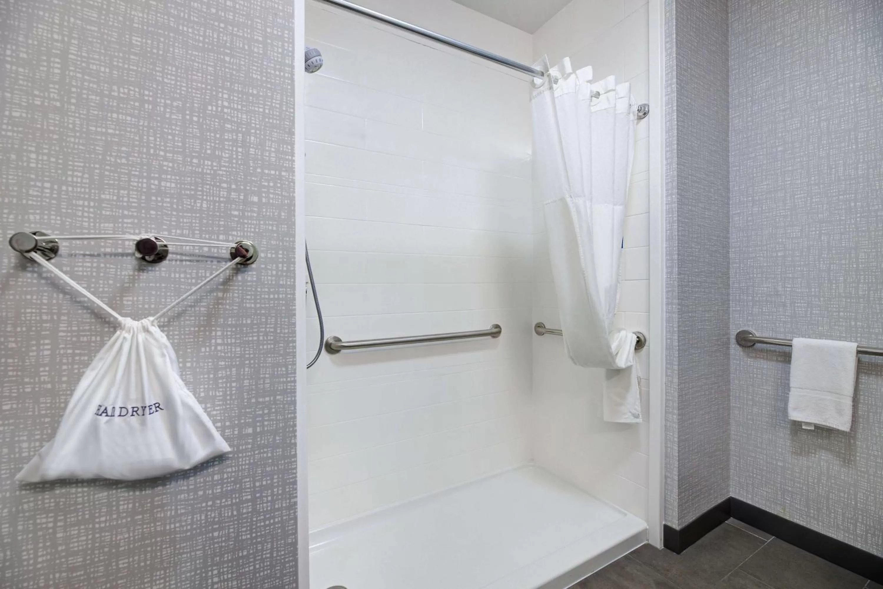 Bathroom in Hampton Inn & Suites Nacogdoches