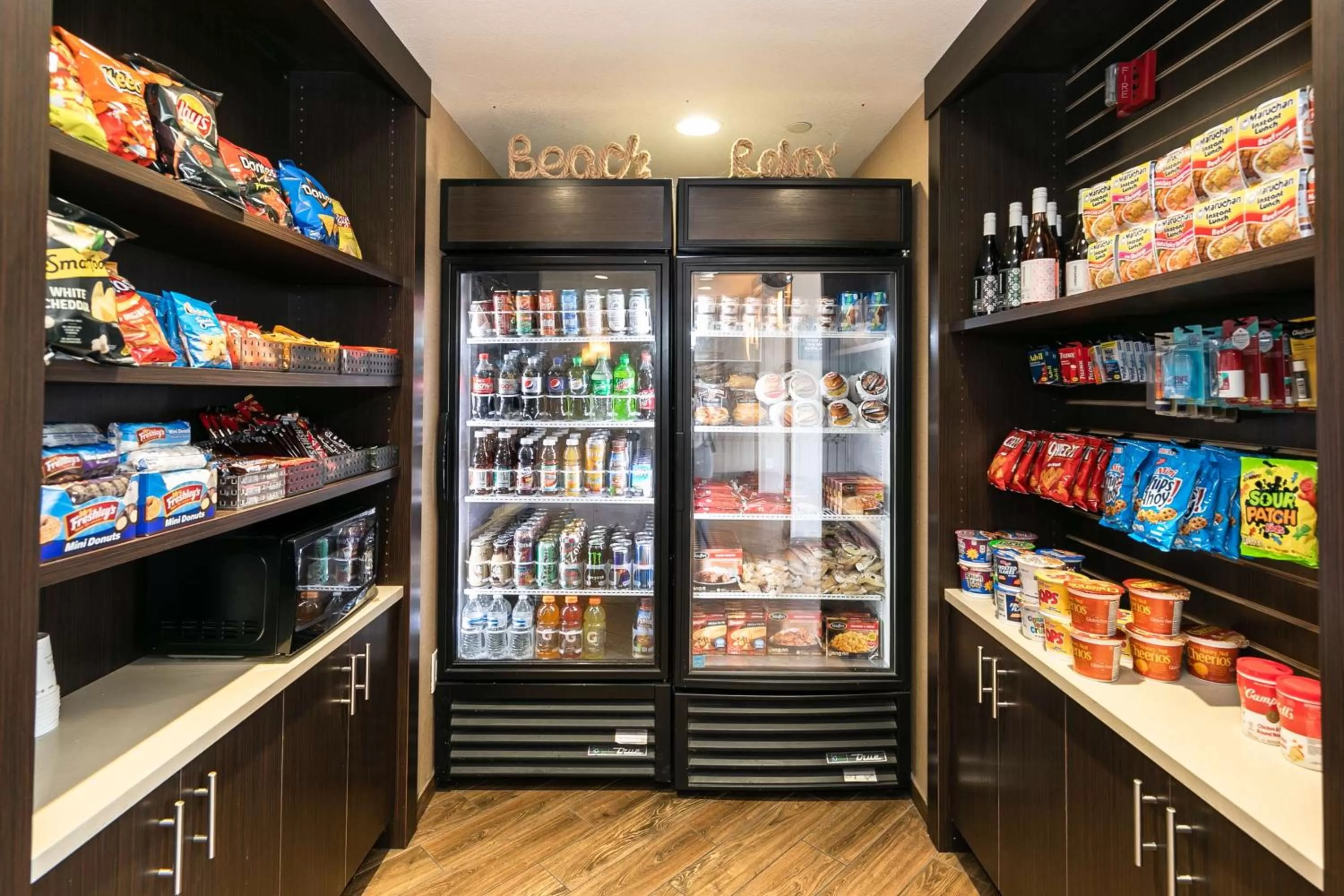 Property building in Best Western Inn & Suites San Diego Zoo -SeaWorld Area