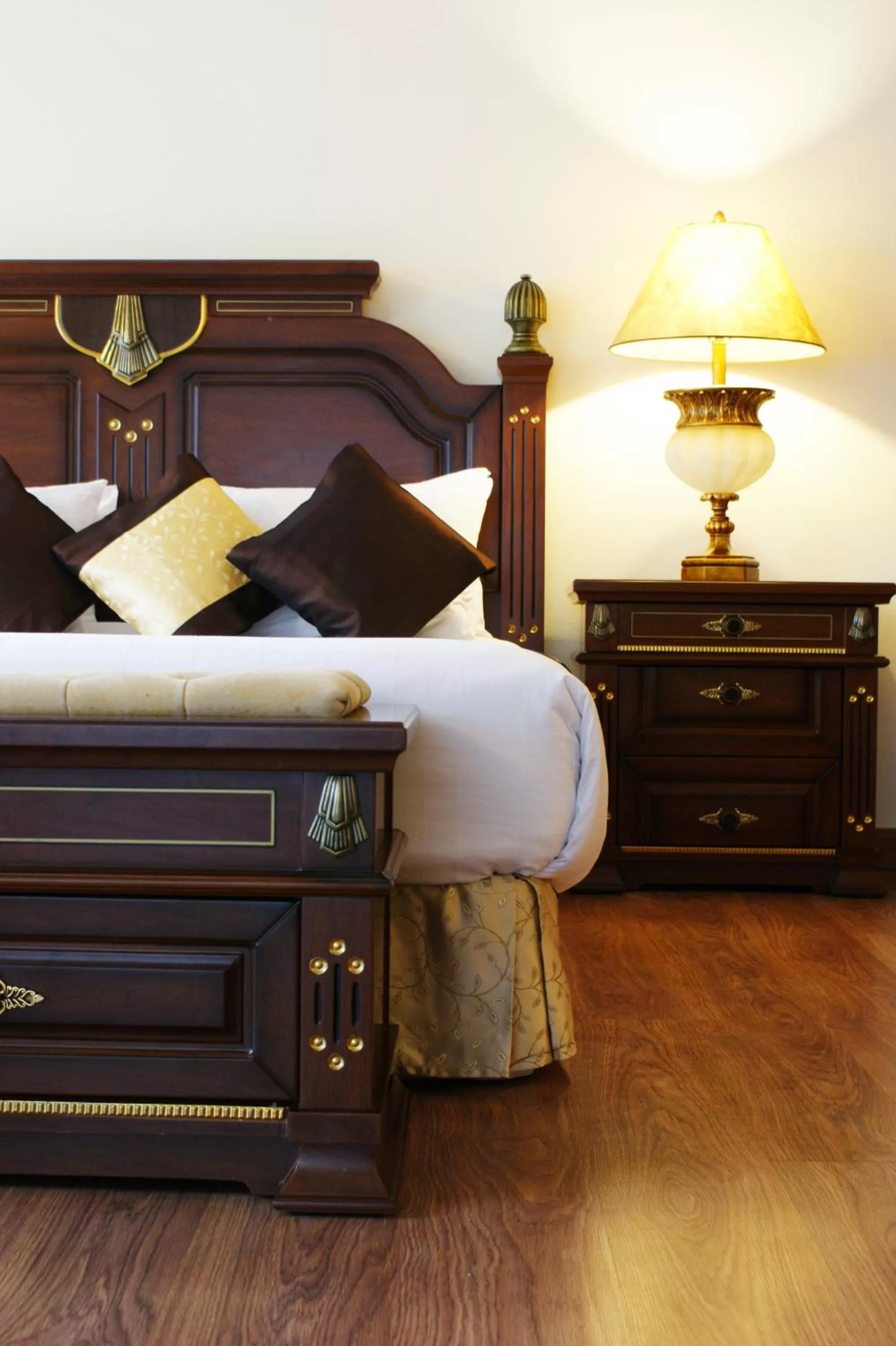 Bedroom, Bed in LK Metropole