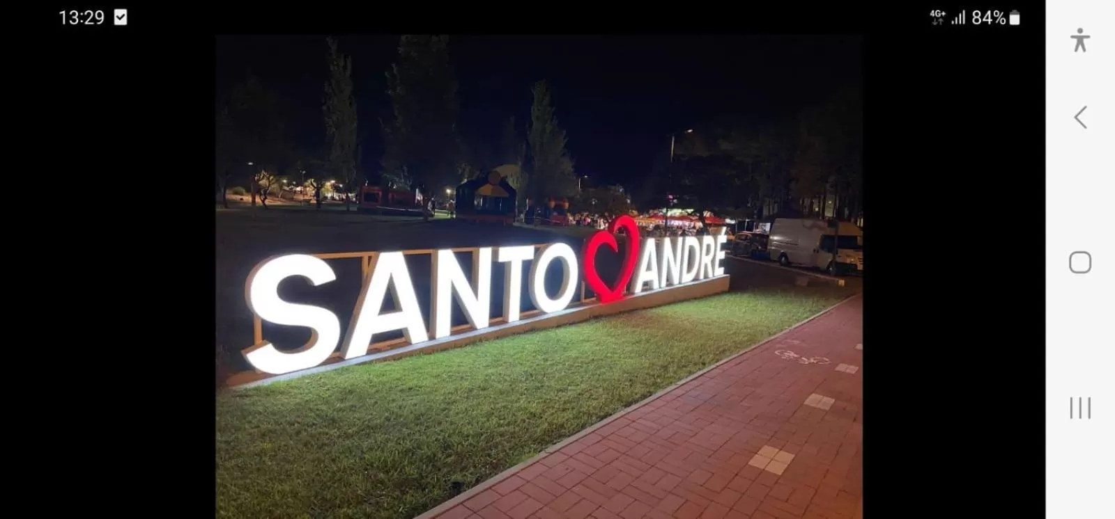 Small Twin Room in Alojamento Local Largo da Igreja