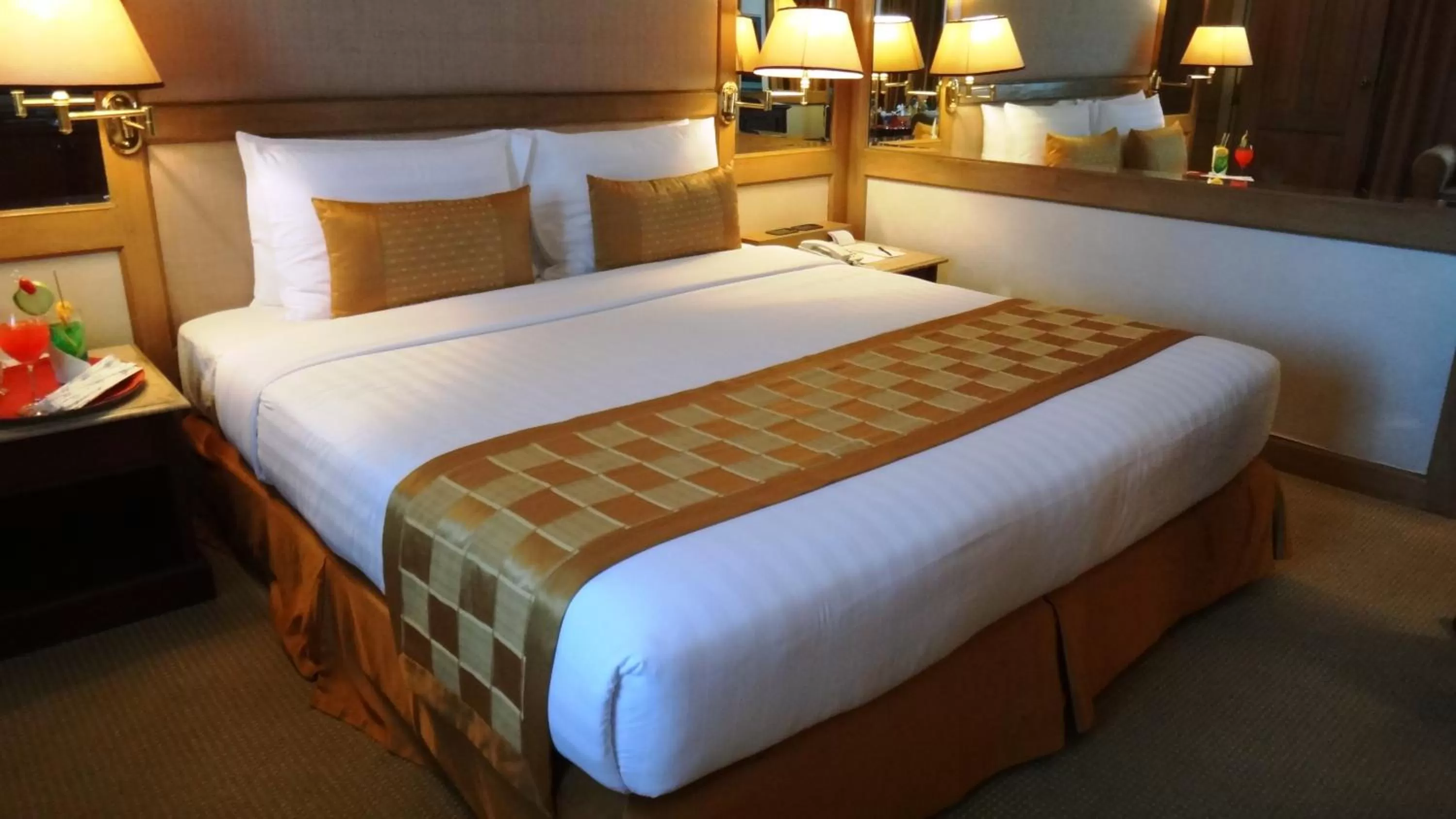 Bed in Arnoma Hotel Bangkok