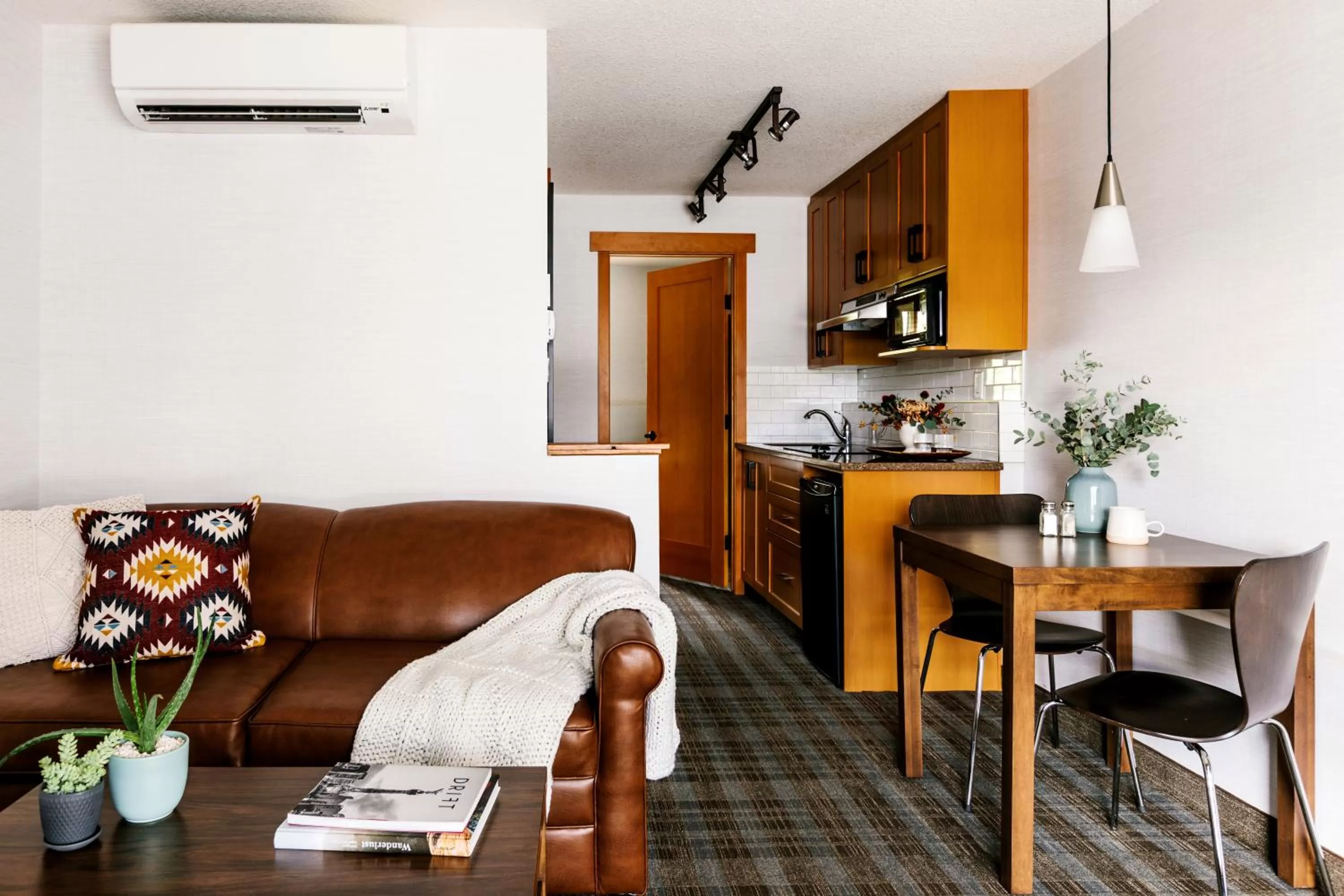 Kitchen or kitchenette in Pyramid Lake Lodge