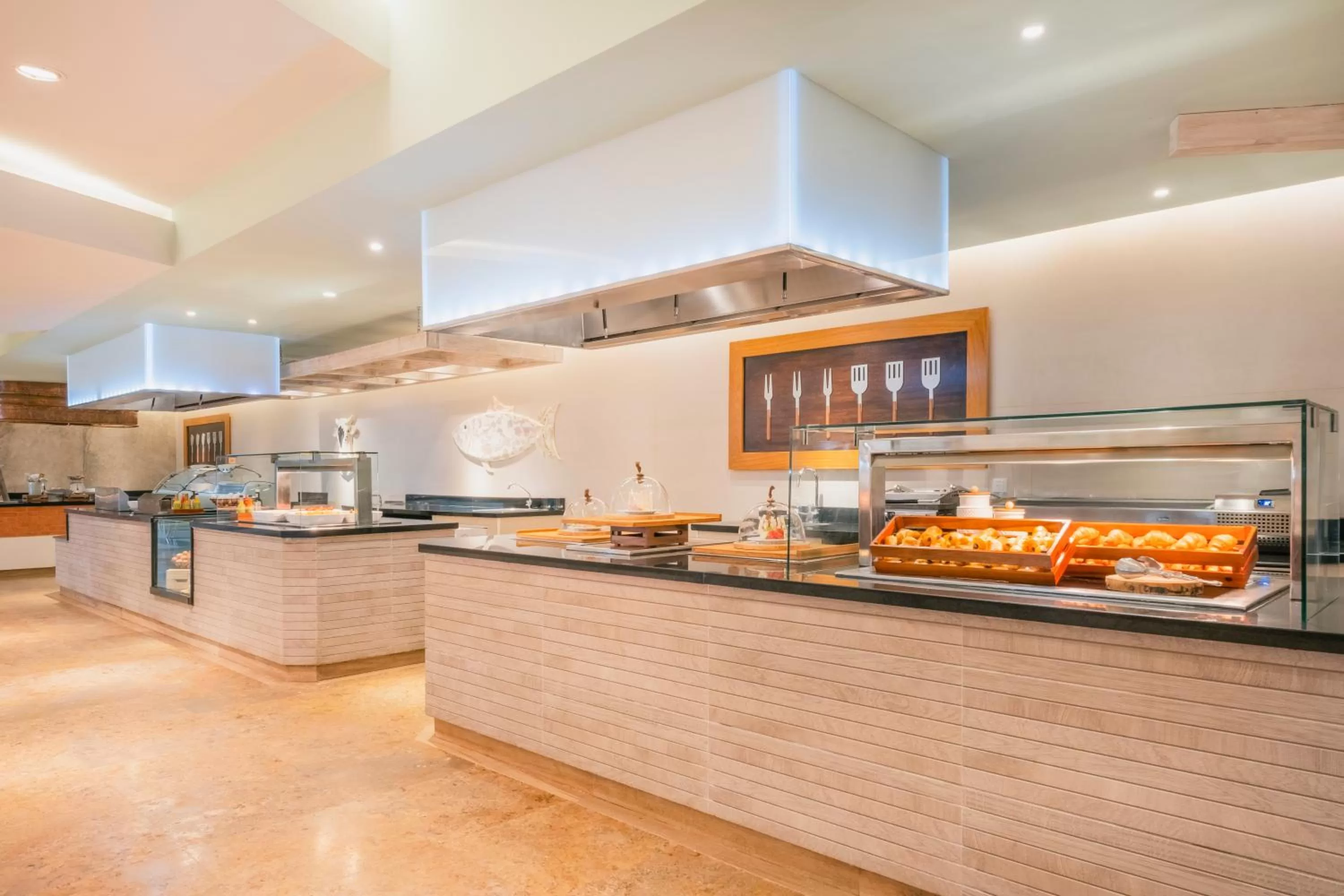 Restaurant/places to eat in Iberostar Waves Rose Hall Beach - All Inclusive