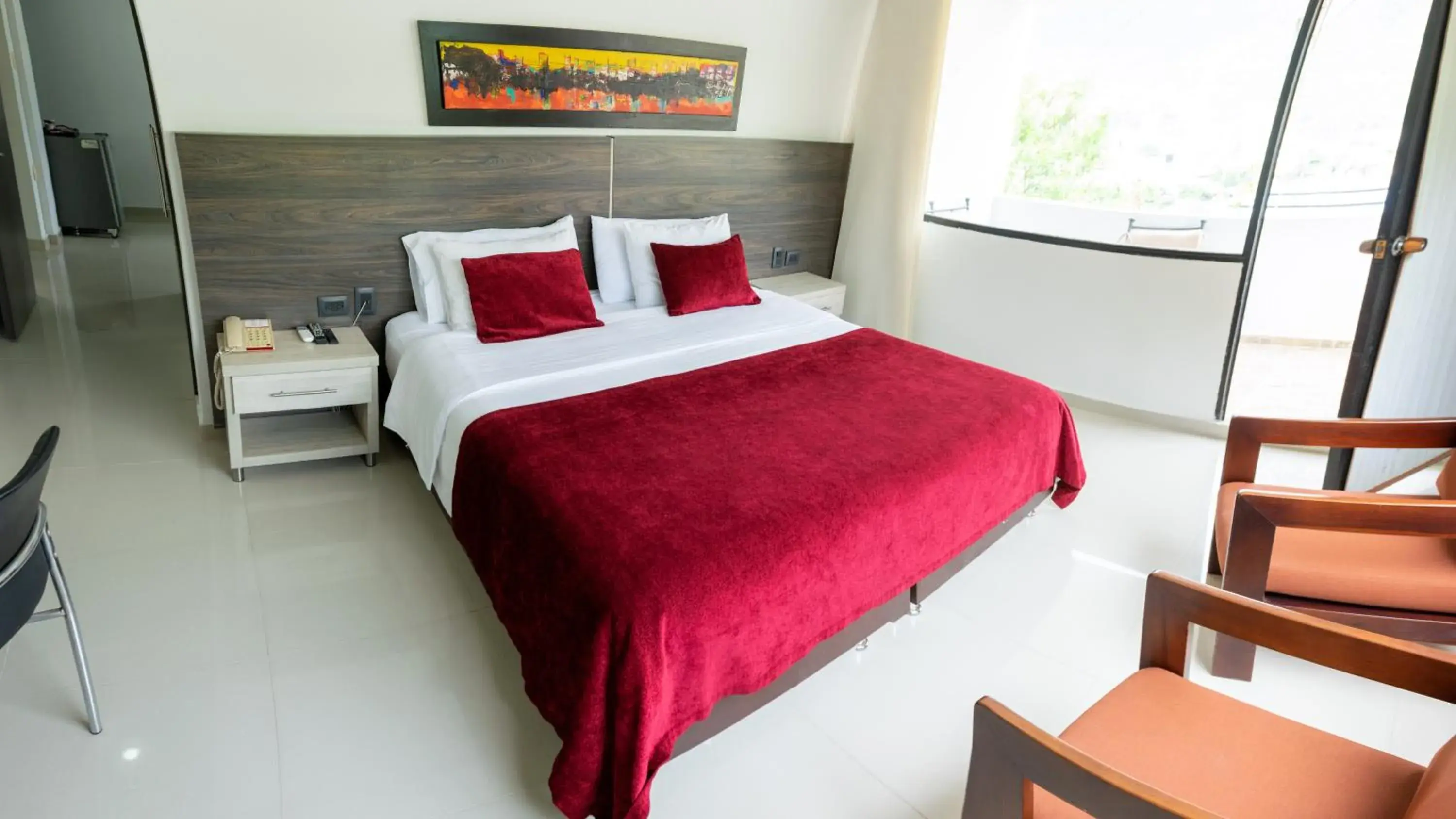 King Suite with Spa Bath in Hotel San Juan Internacional King Suite with Spa Bath in Hotel San Juan Internacional