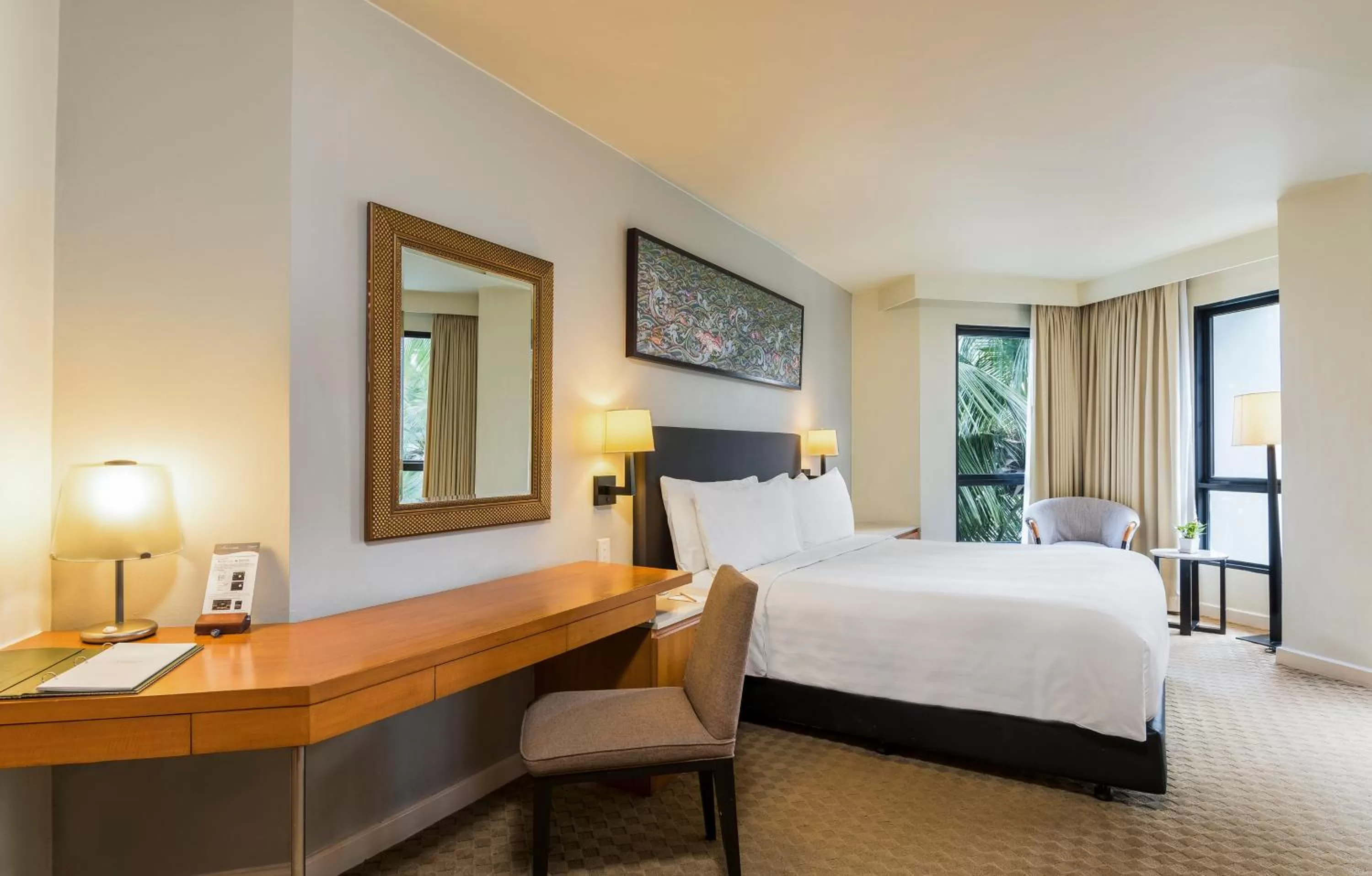 Bedroom, Bed in Chatrium Sathon Bangkok