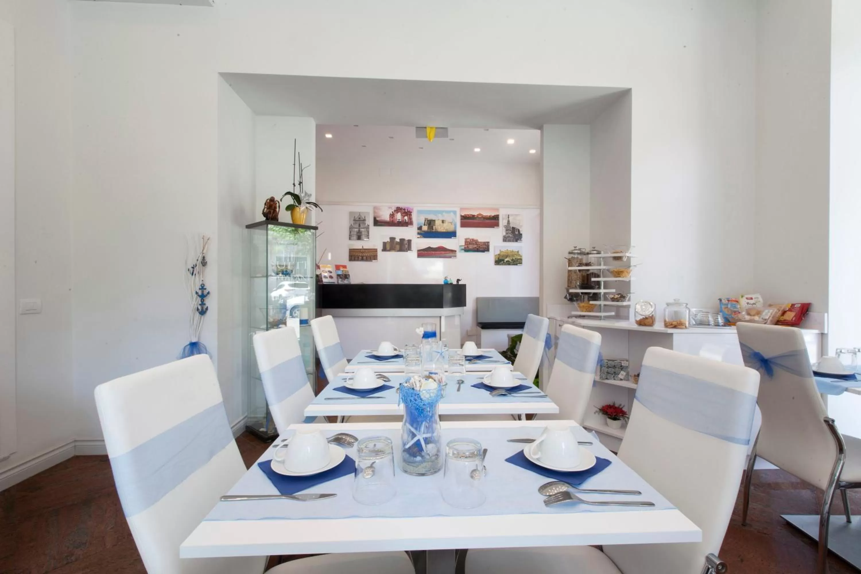 Buffet breakfast in Suite dei Catalani