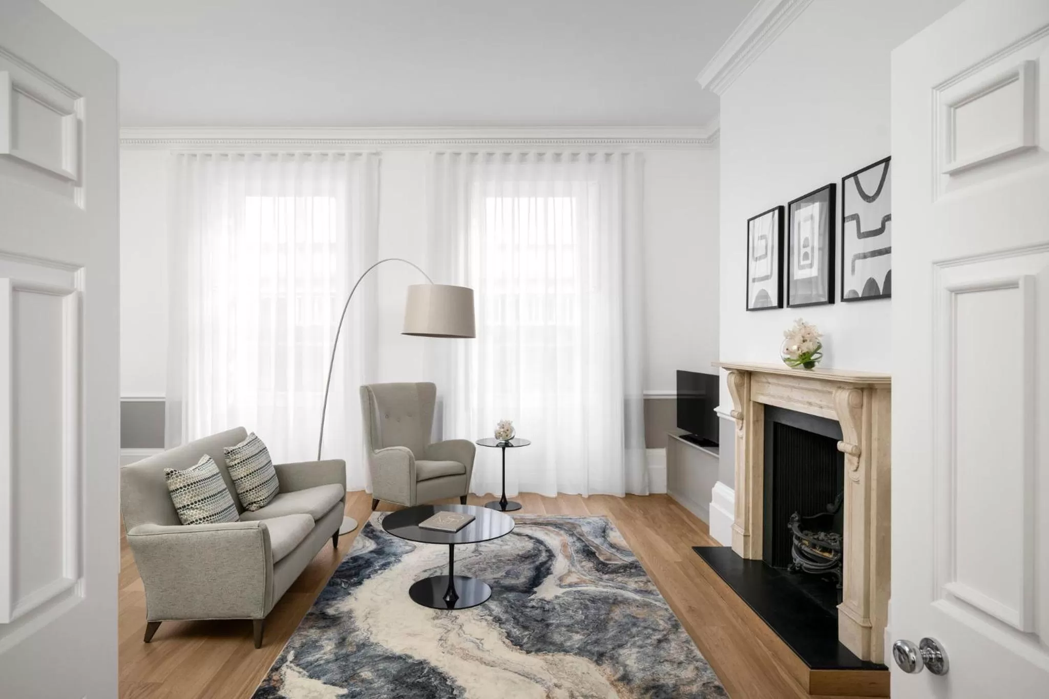 Property building in COMO Metropolitan London