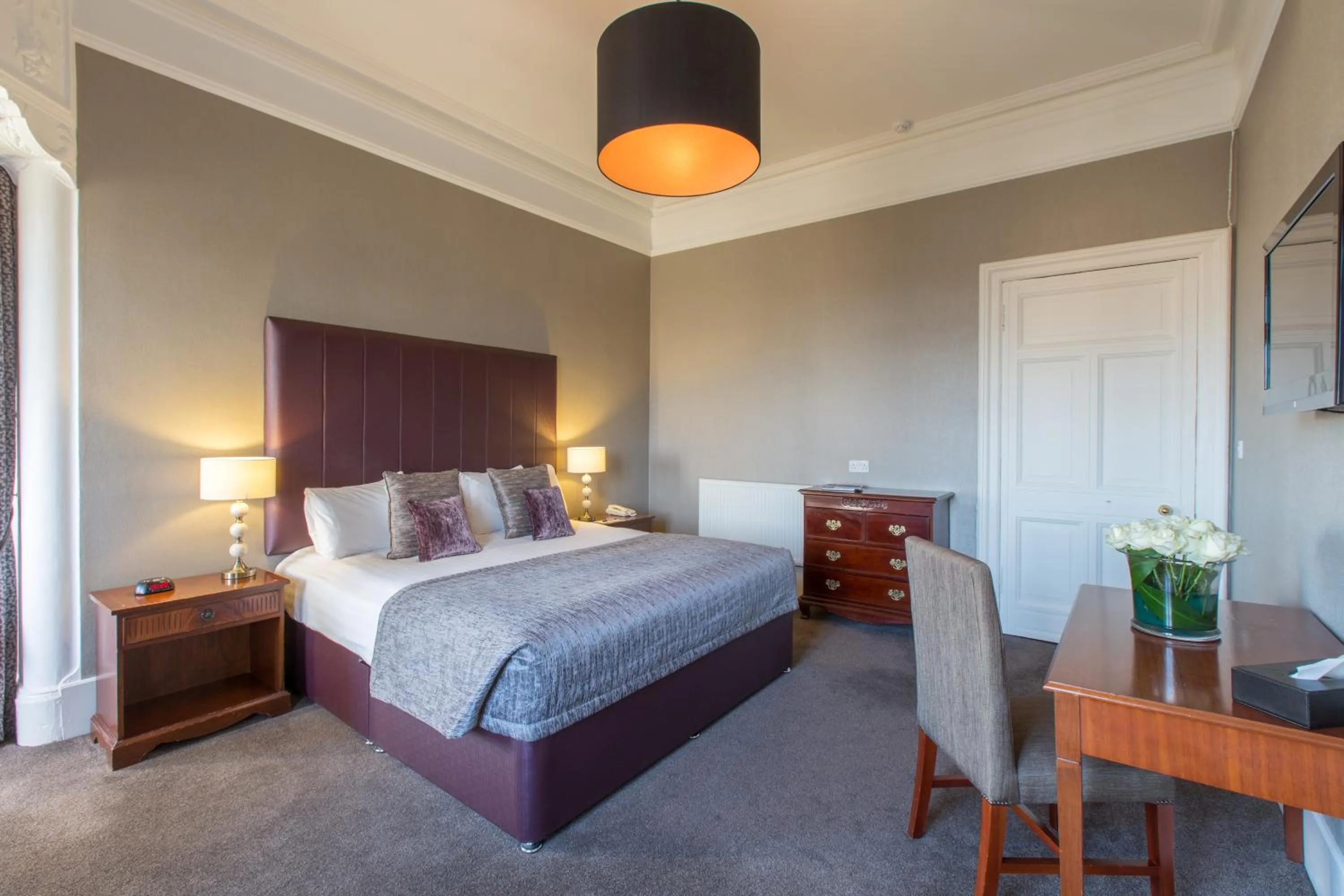 Other, Bed in Sherbrooke Castle Hotel