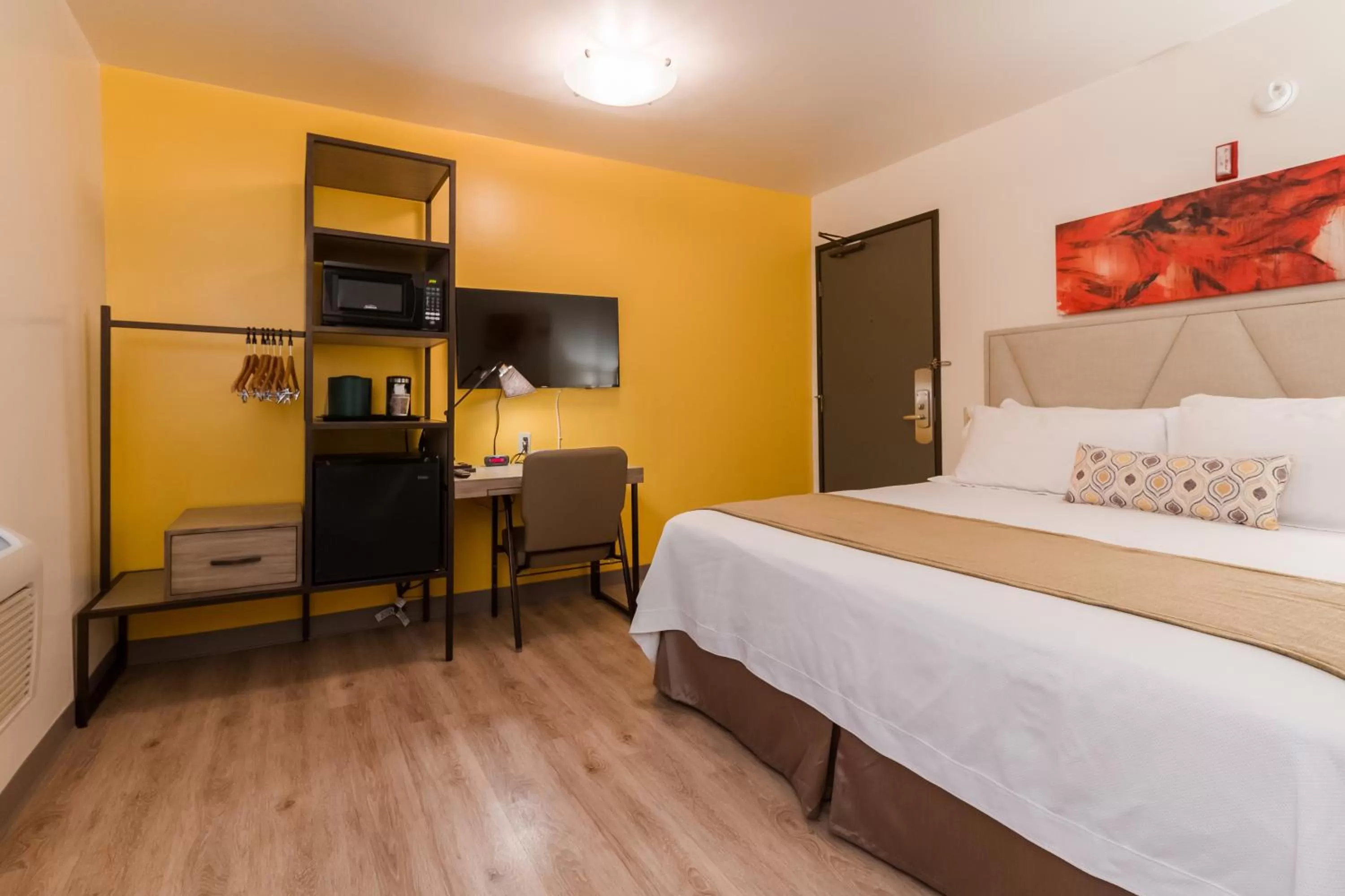 Photo of the whole room, Bed in Kawada Hotel