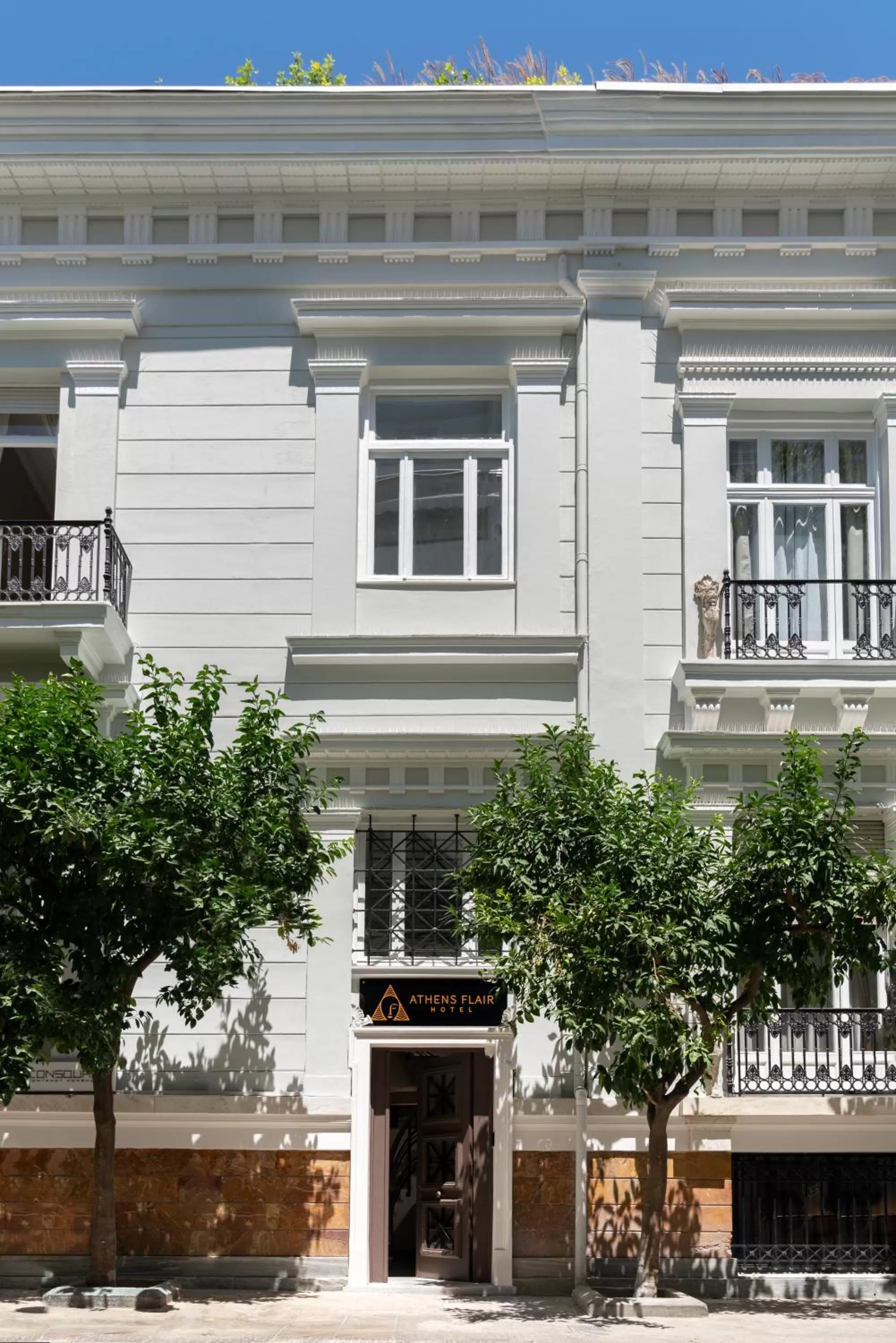 Property building in Athens Flair