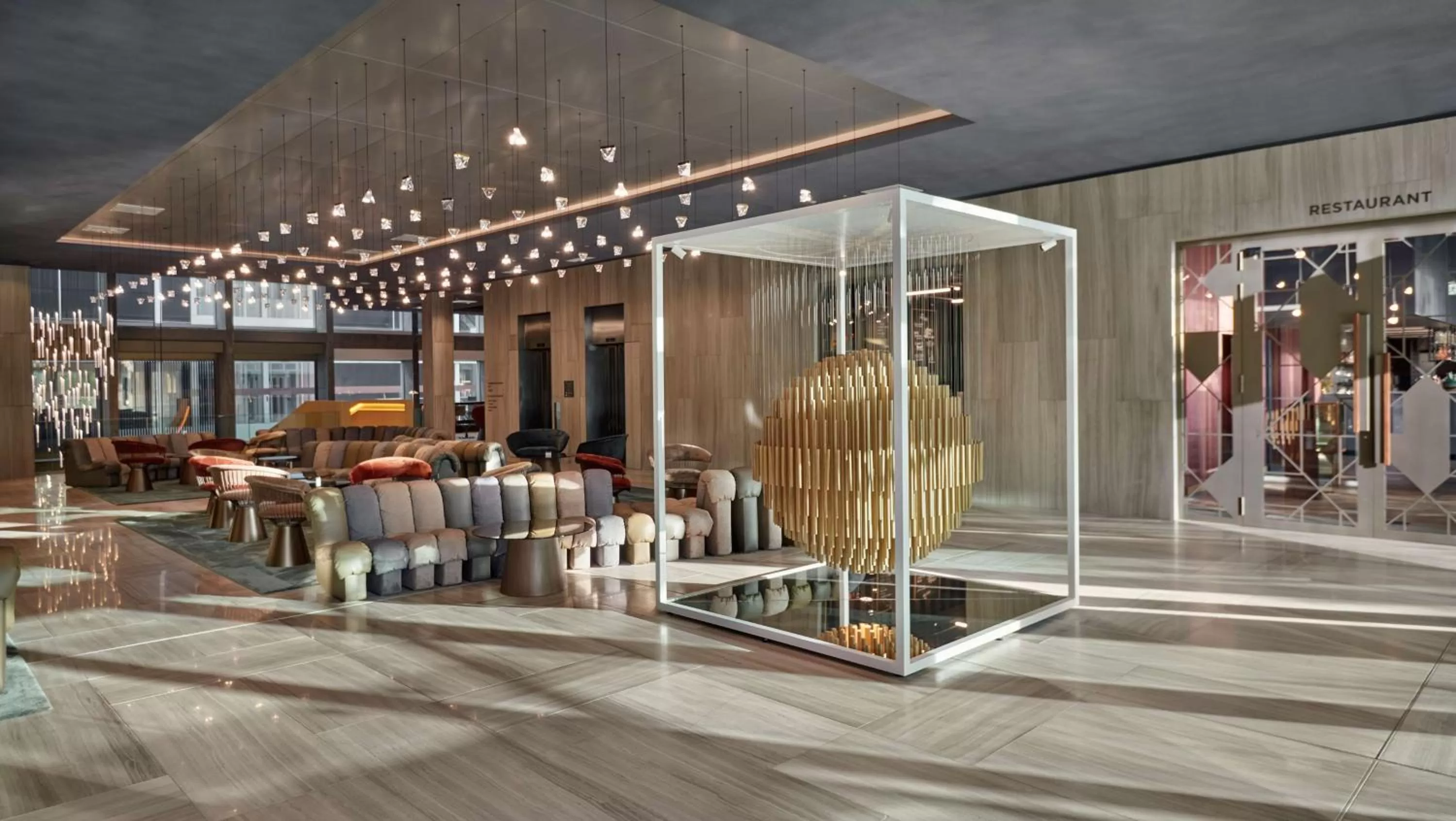 Restaurant/places to eat in Hyatt Regency Zurich Airport Circle