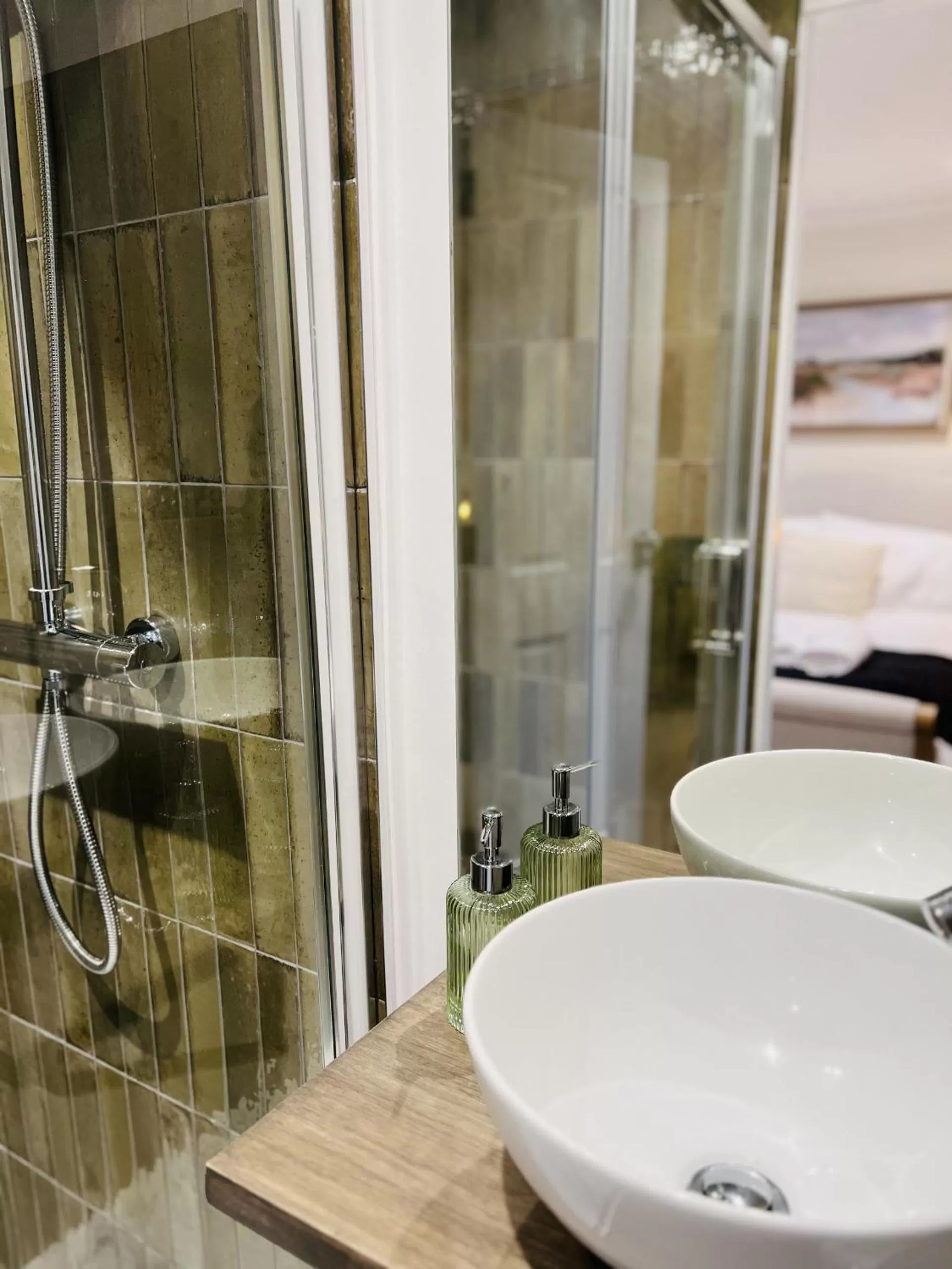 Bathroom in St Duthus Villa Guesthouse