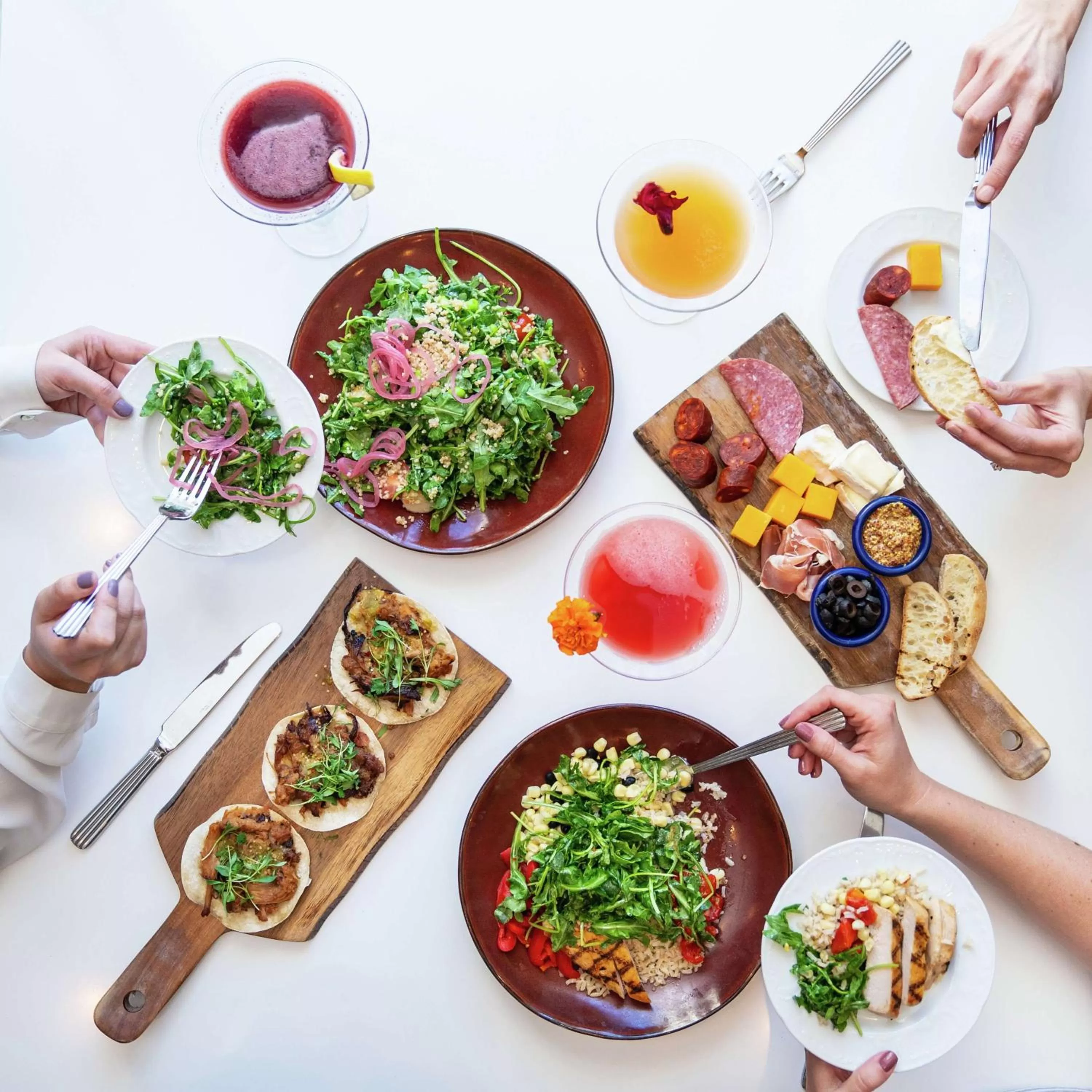 Restaurant/places to eat in DoubleTree by Hilton San Diego-Mission Valley