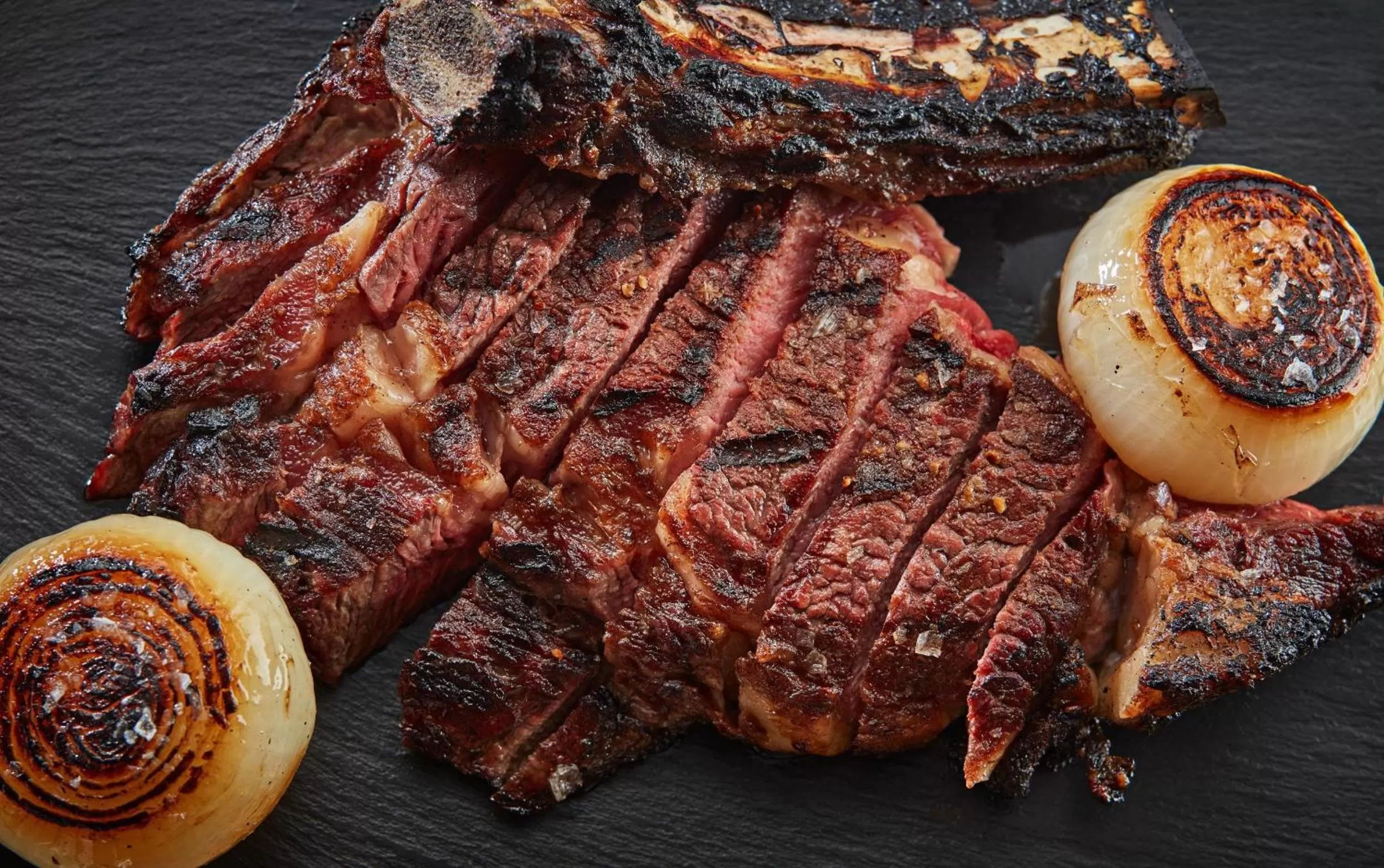 Food and drinks in Great Fosters - Near Windsor