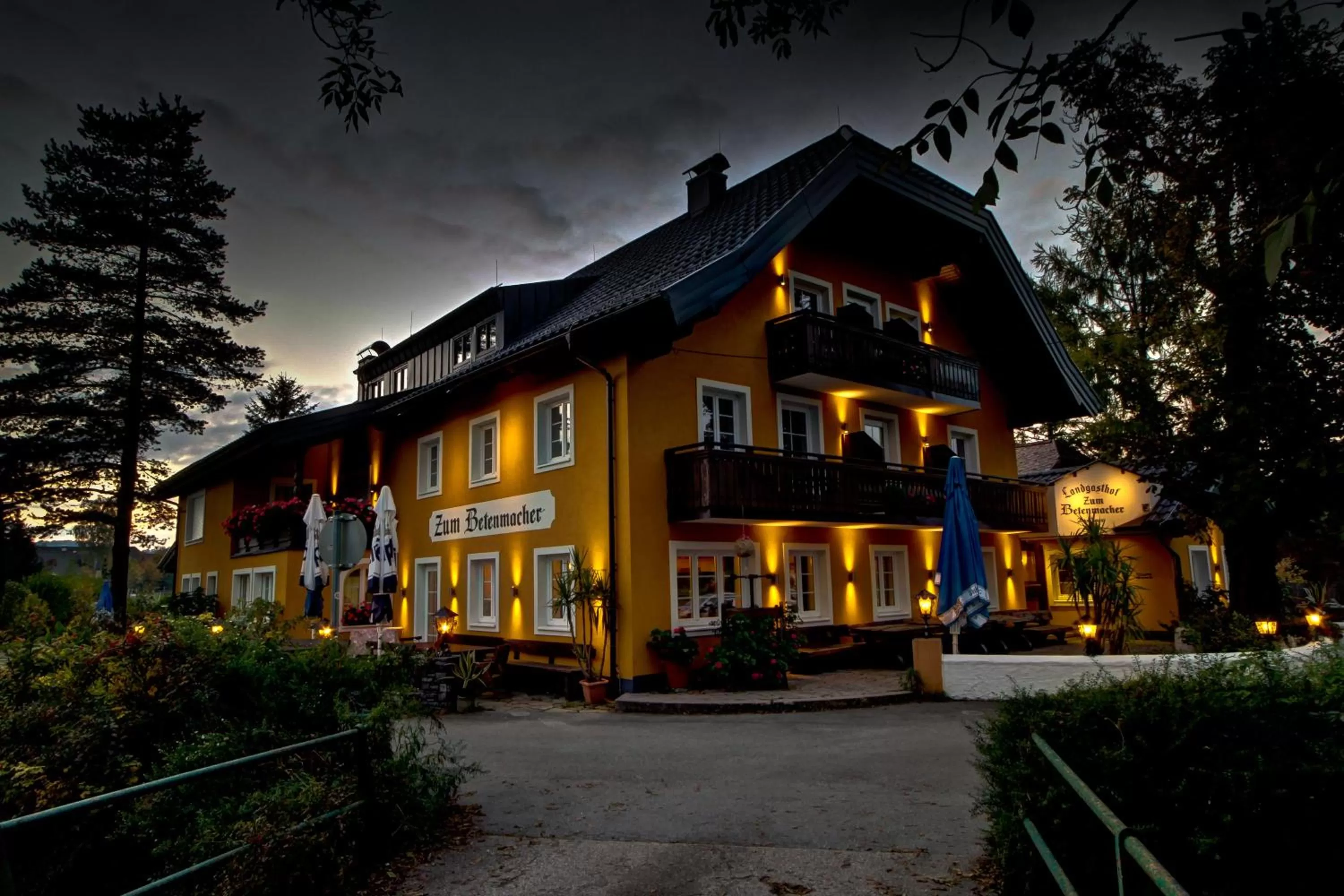 Facade/entrance in Landgasthof zum Betenmacher