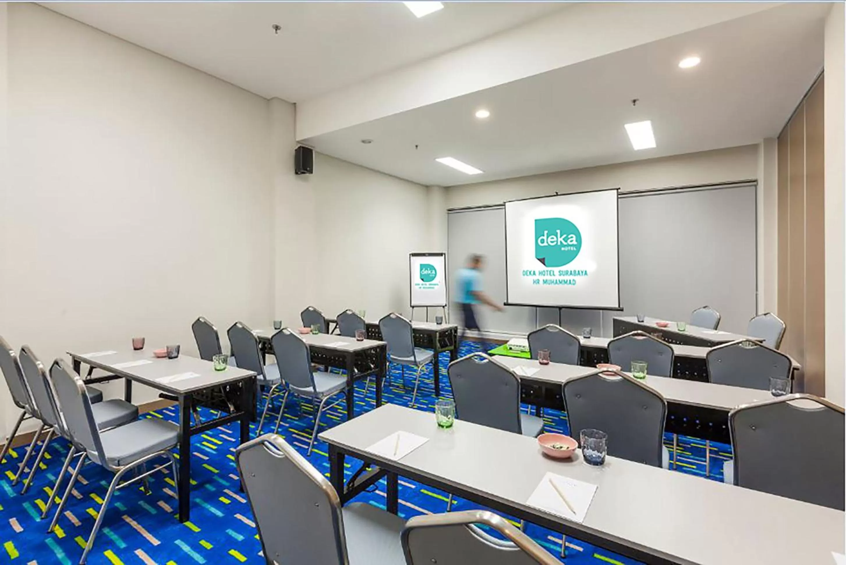 Business facilities in Deka Hotel Surabaya HR Muhammad