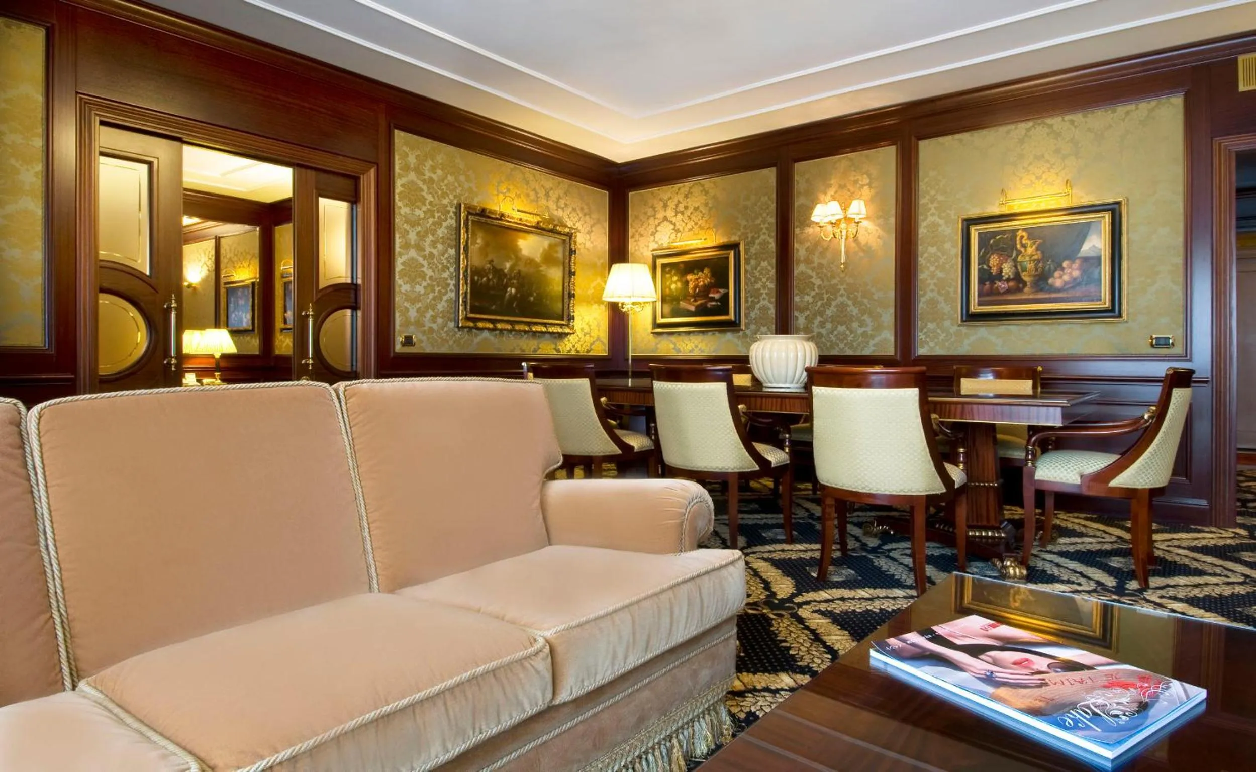 Living room in Grand Hotel Dino