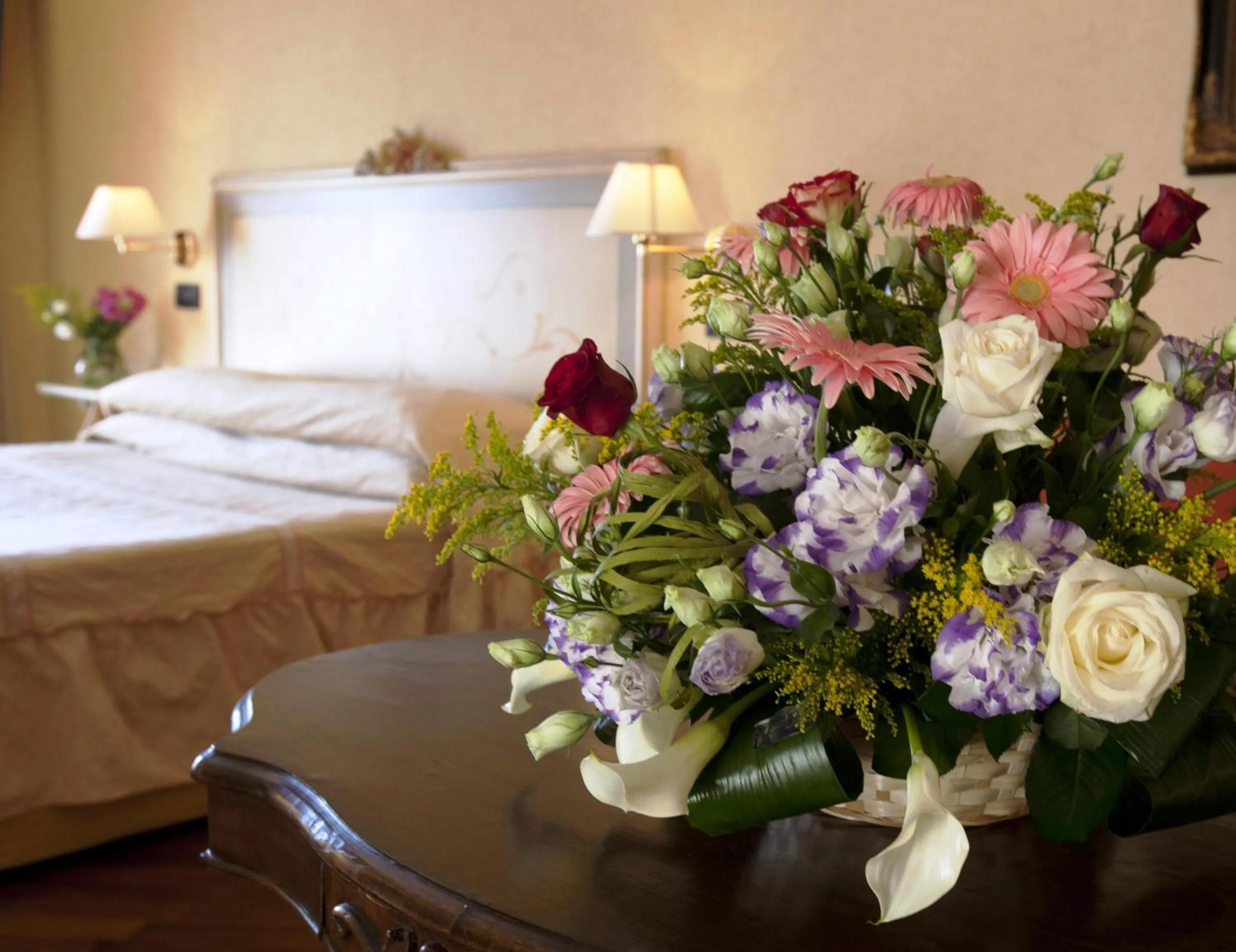 Decorative detail, Bed in Punta Campanella Resort & Spa