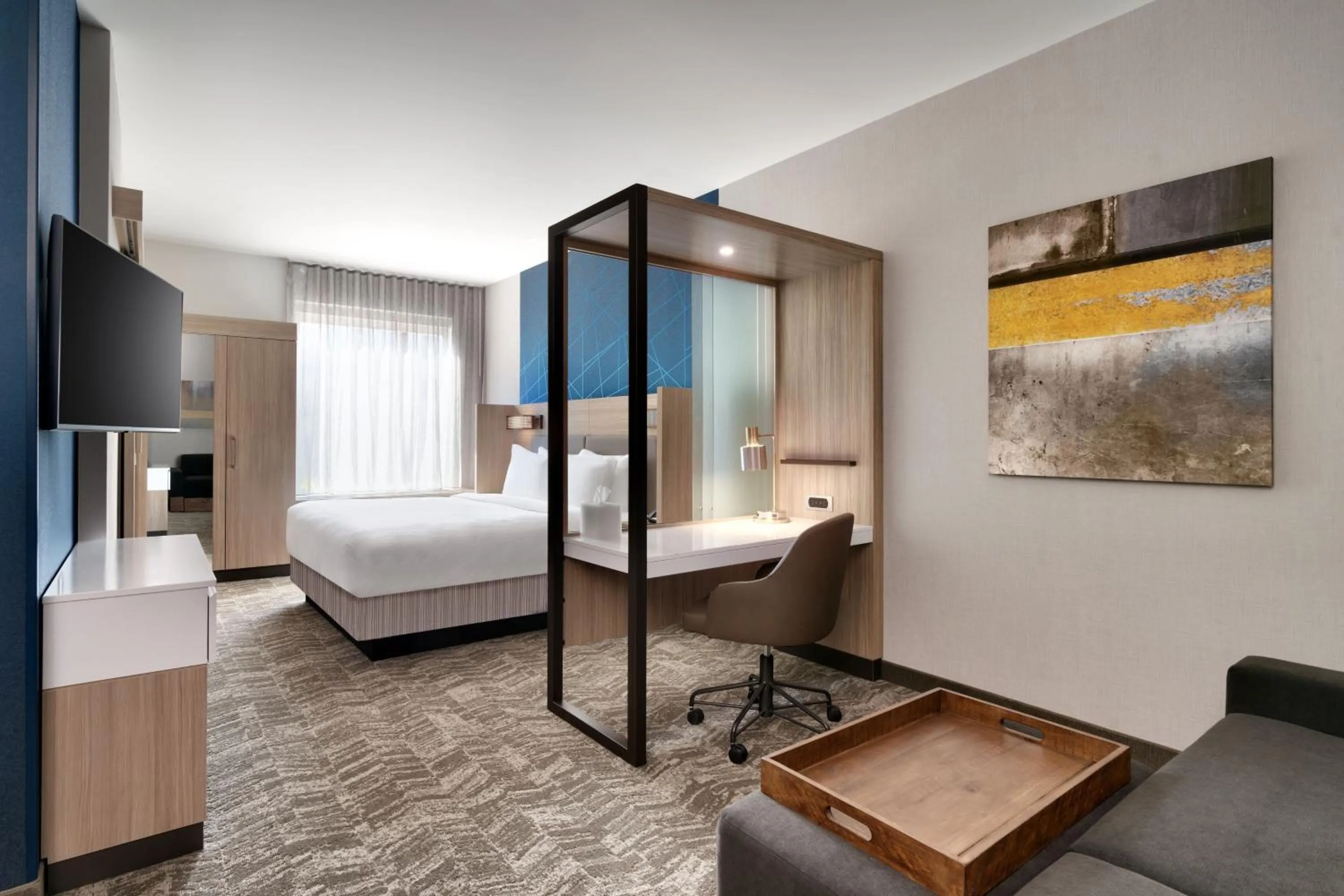 Photo of the whole room, Bed in SpringHill Suites by Marriott Phoenix Scottsdale