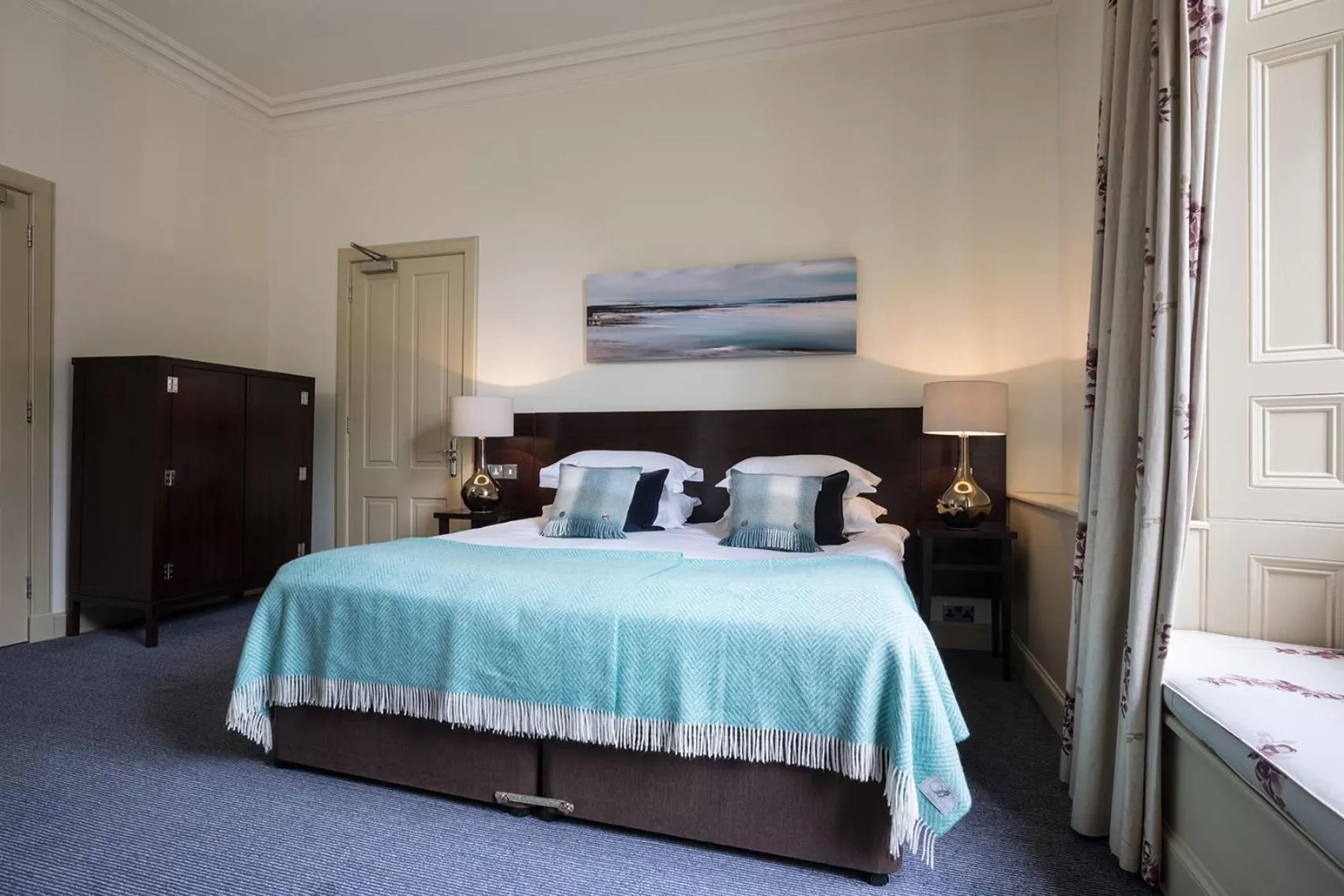 Photo of the whole room, Bed in Nether Abbey Hotel