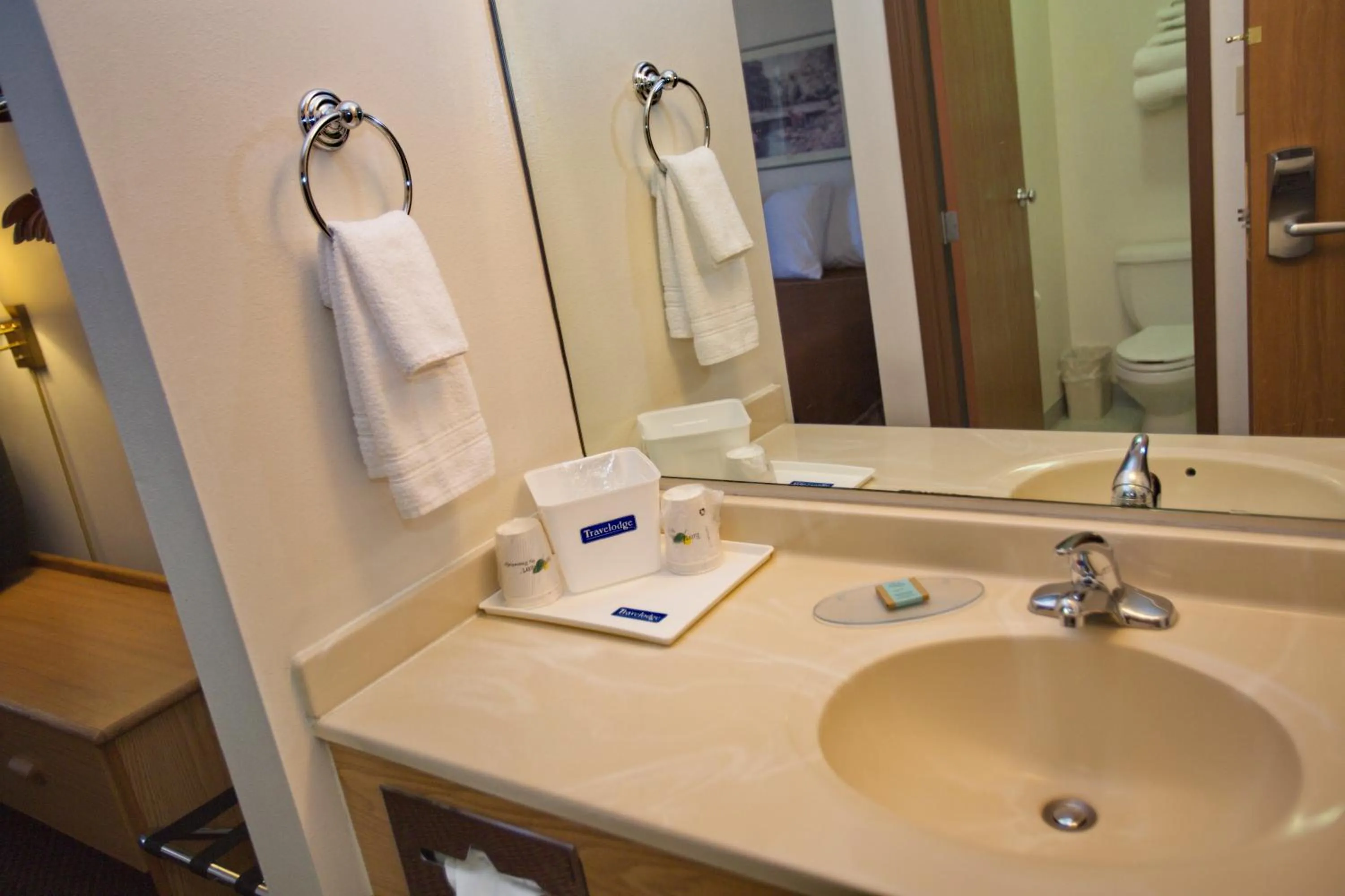 Bathroom in Travelodge by Wyndham Elko NV