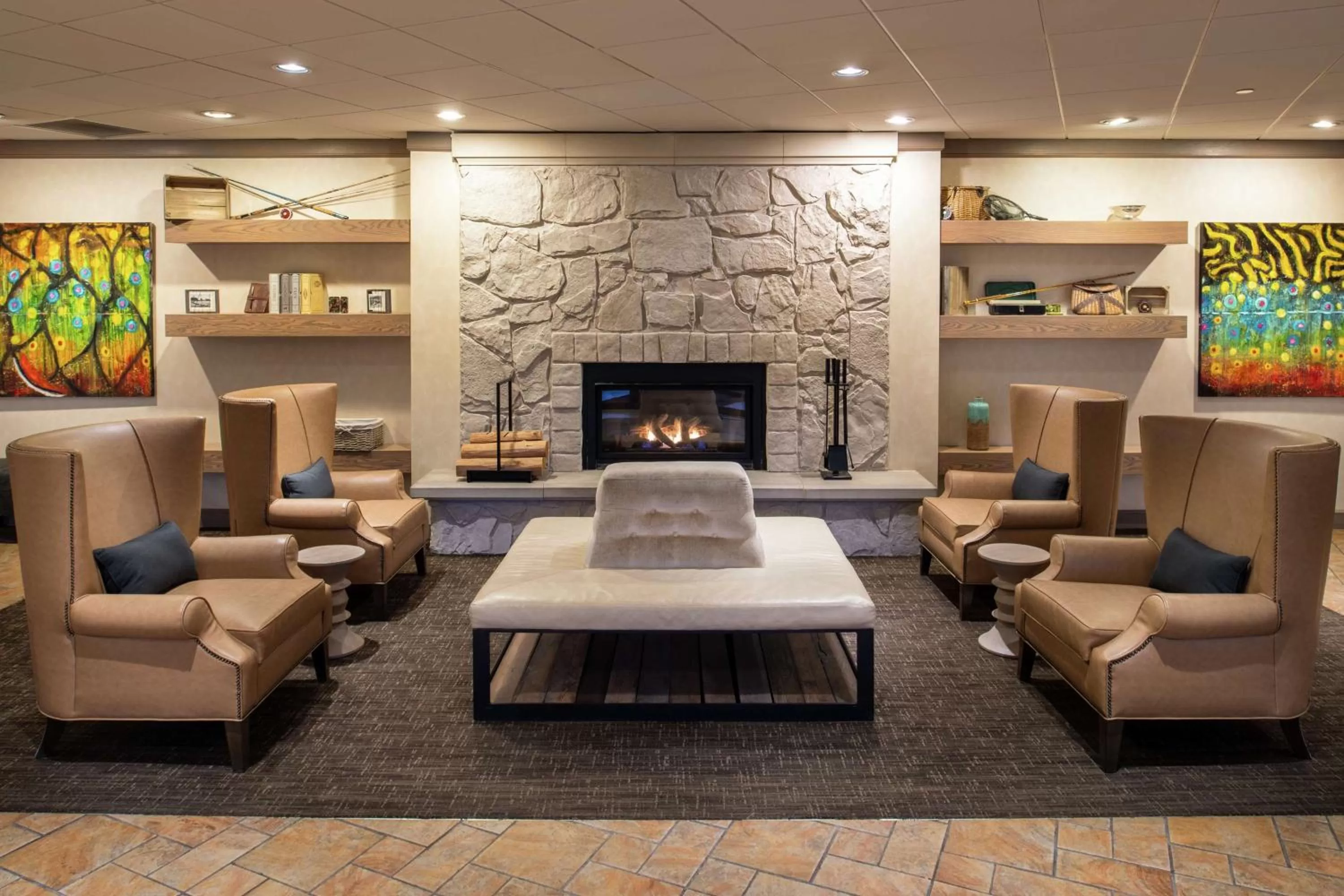 Lobby or reception in DoubleTree by Hilton Missoula Edgewater