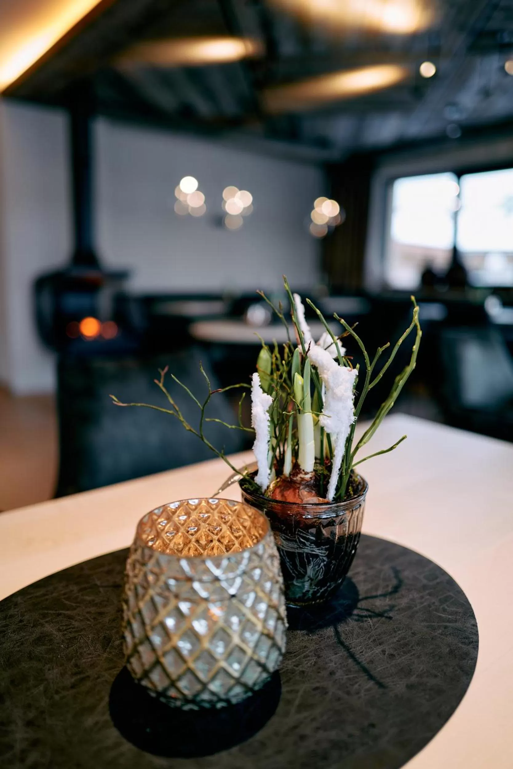 Restaurant/places to eat, Bed in Home suite home