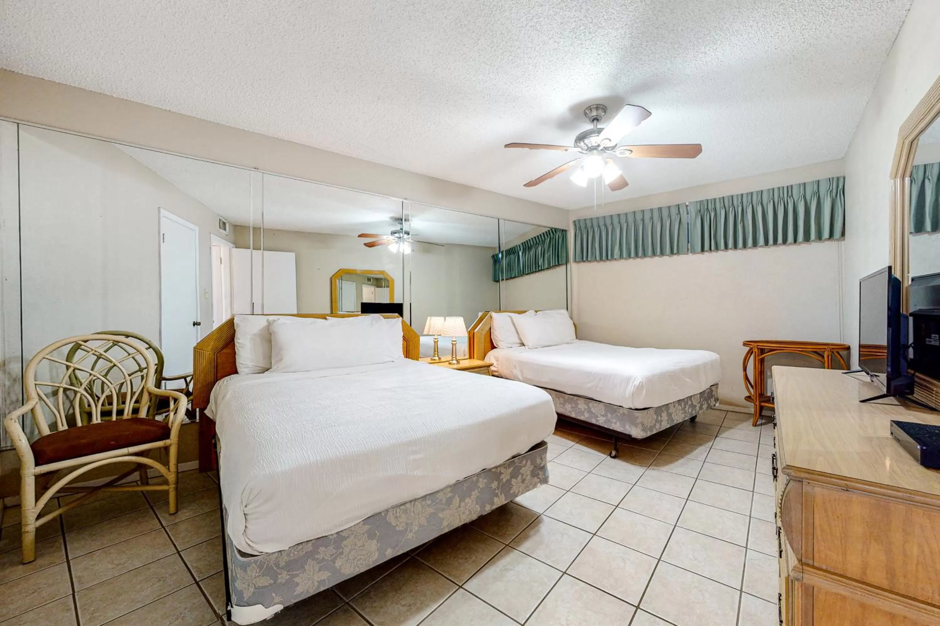 Bed in La Internacional Condominiums #210