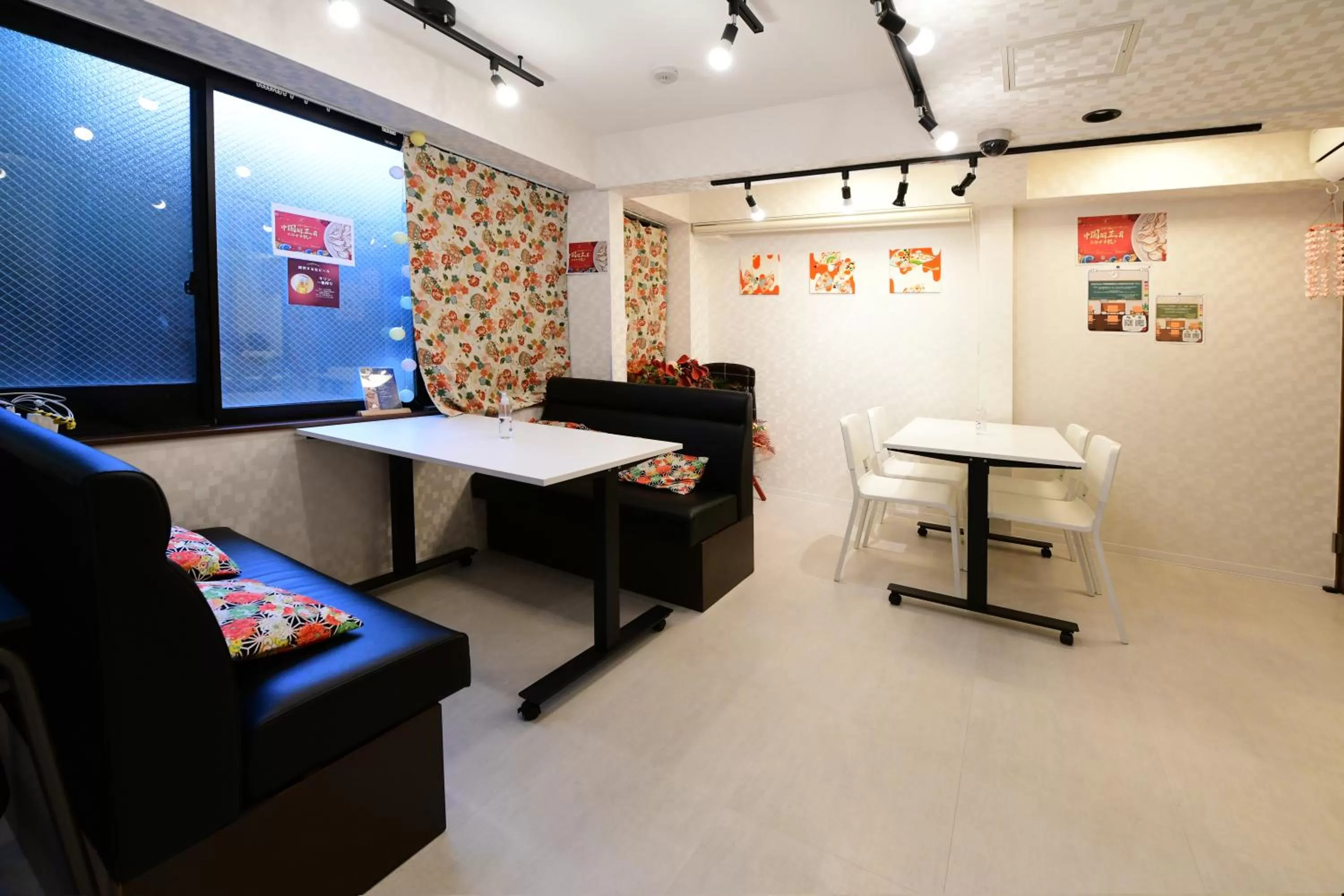 Restaurant/places to eat in 無料wi-fi JING HOUSE 秋葉原 電動自転車レンタル