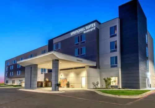 Property building in SpringHill Suites by Marriott Detroit Dearborn