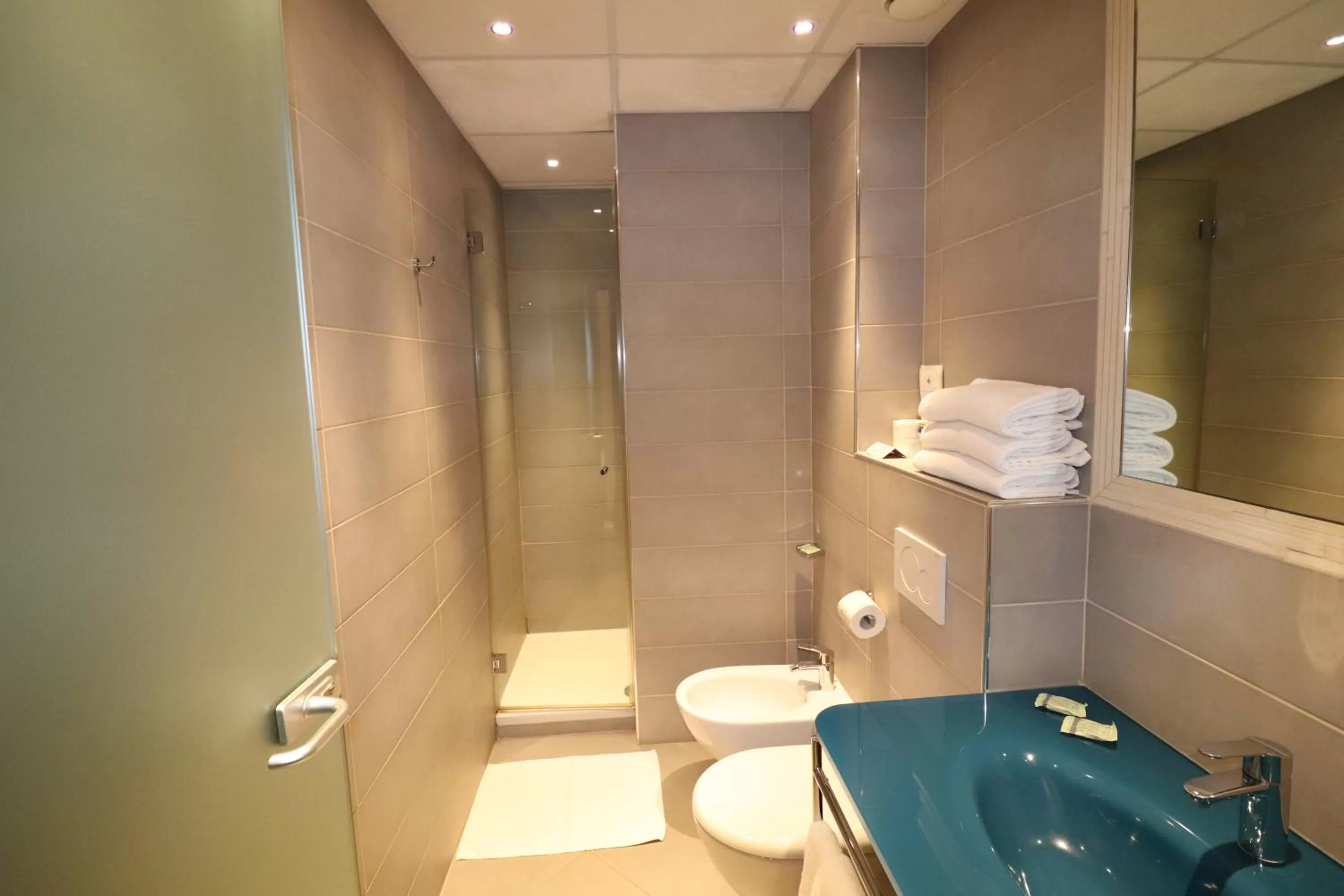 Bathroom in Hotel Domenichino