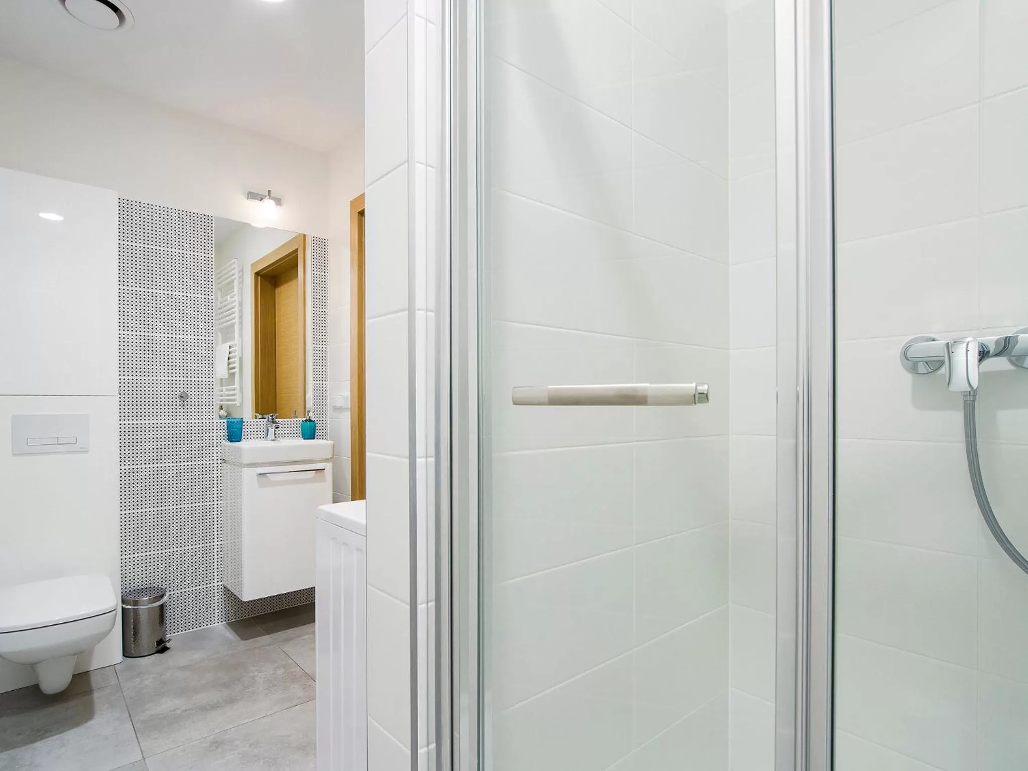 Shower in Riverside Aparthotel Cracow