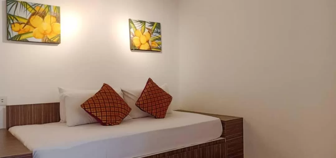 Seating area, Bed in De Greenish Village Langkawi