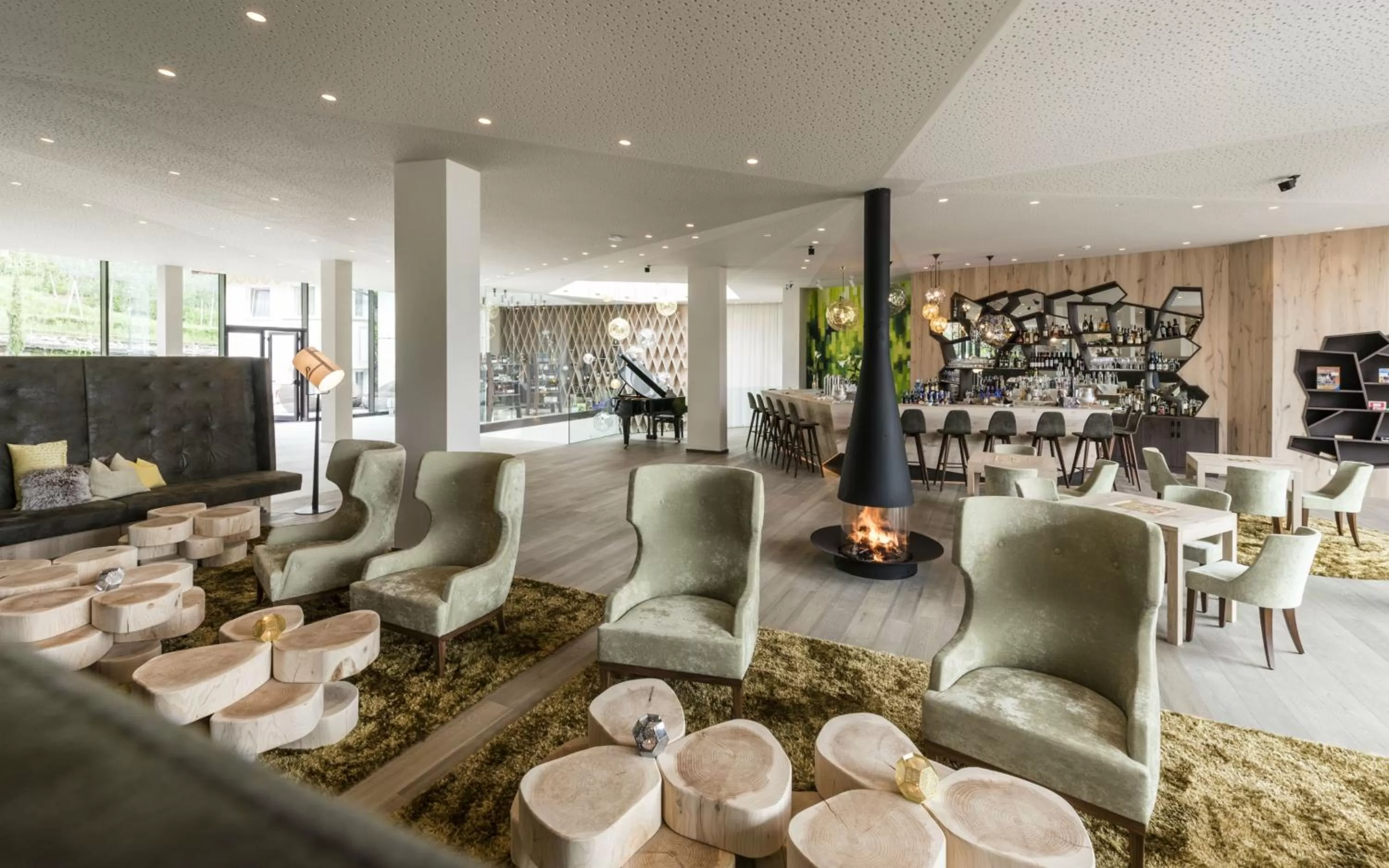 Lounge or bar in Hotel Rosengarten (Schenna Resort)