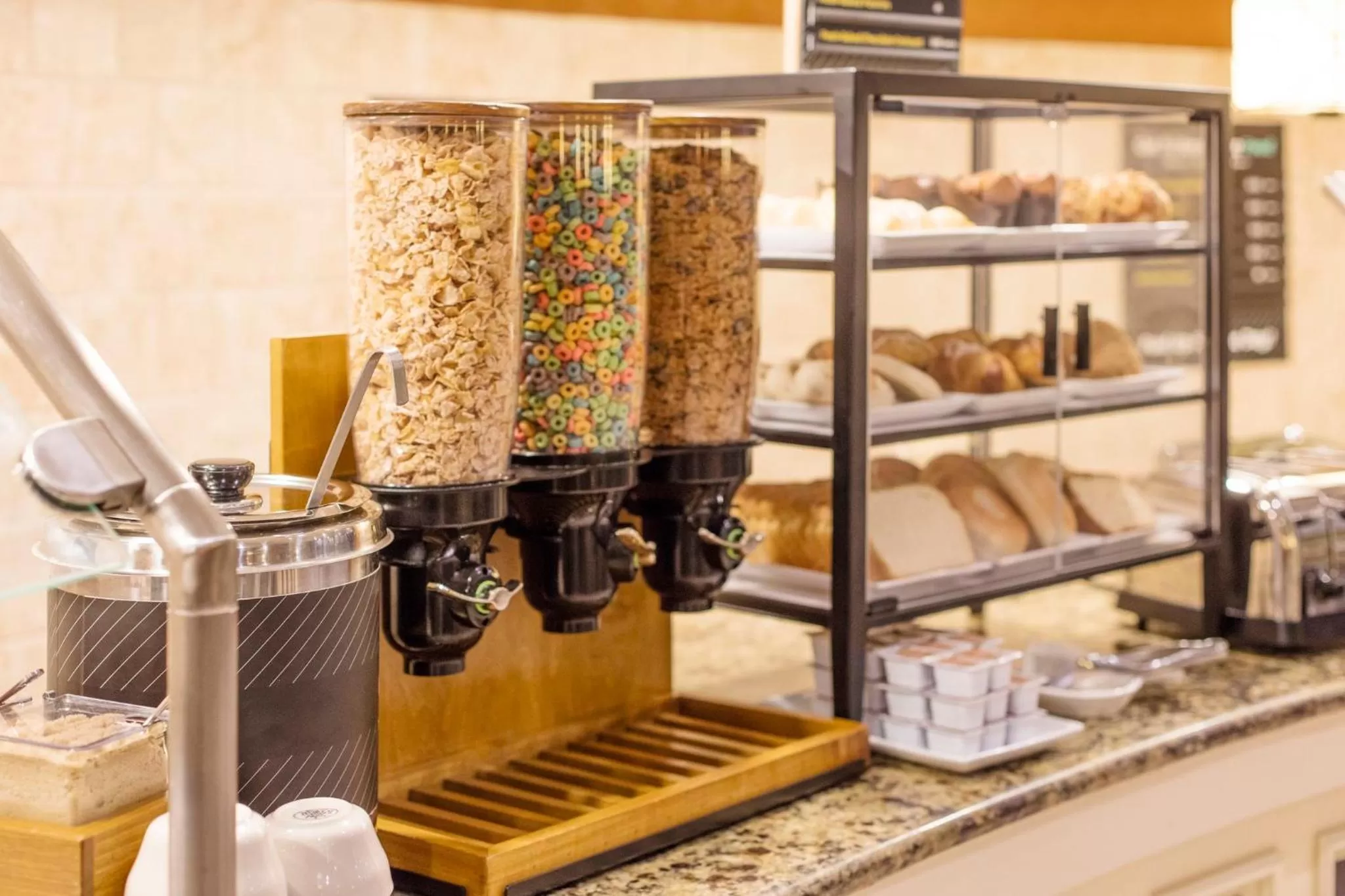 Breakfast in Holiday Inn Austin Midtown by IHG