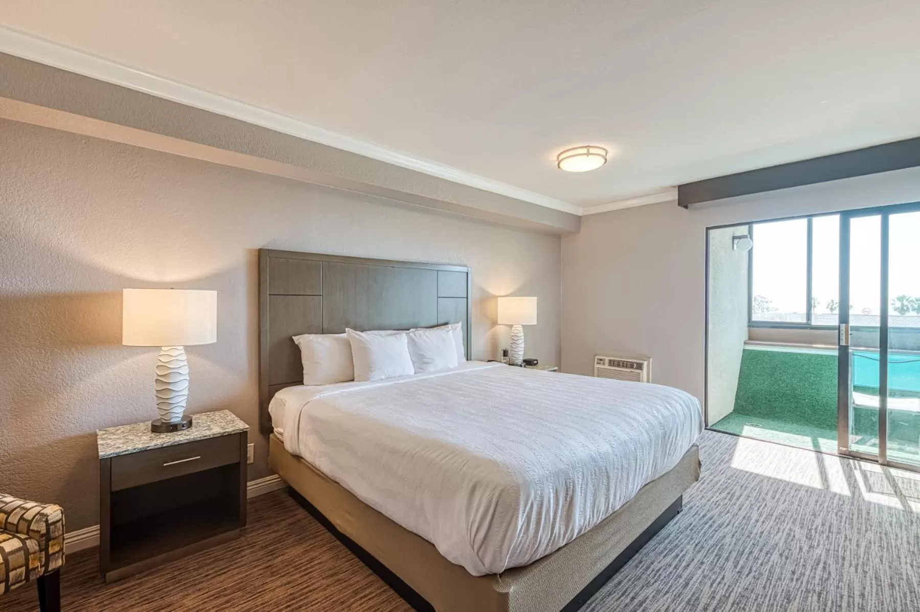 Bed in Amanzi Hotel, an Ascend Collection Hotel