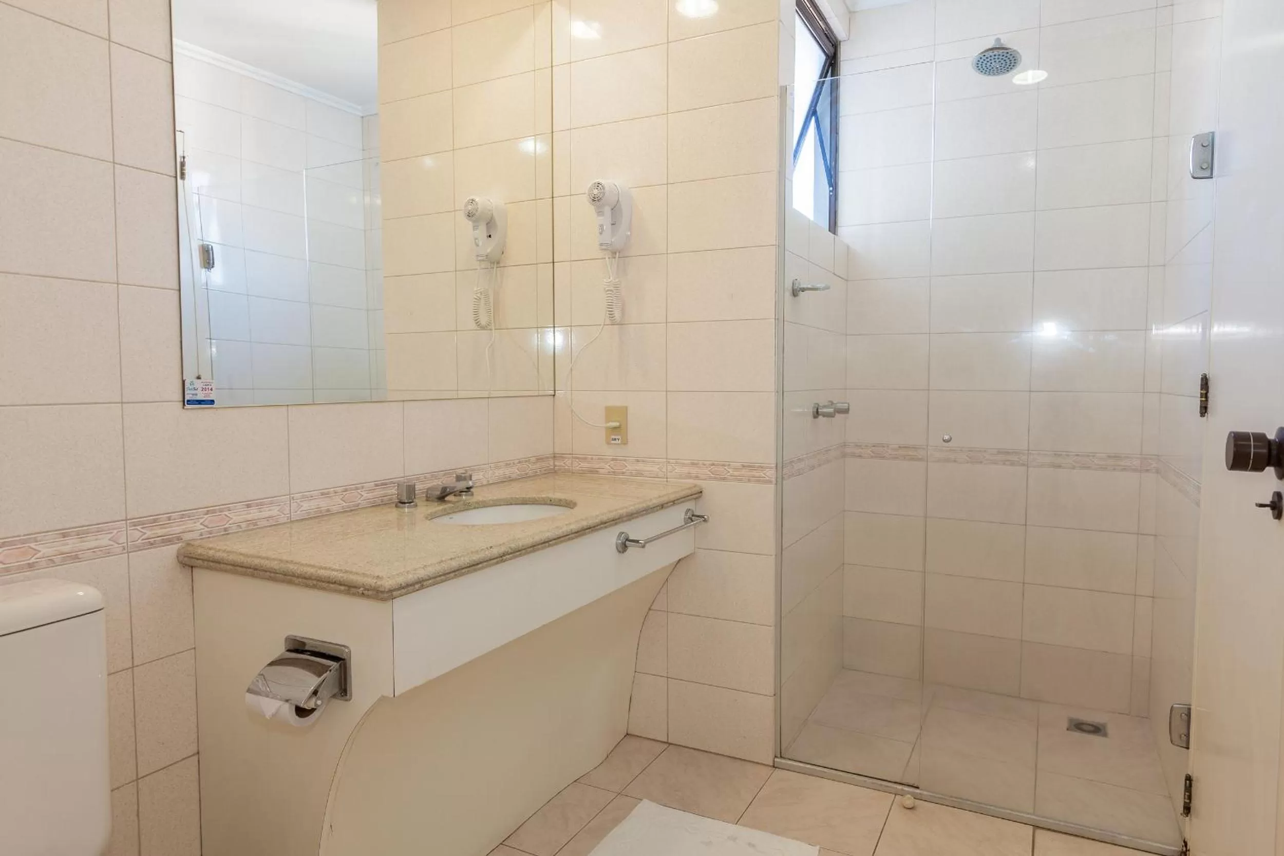 Bathroom in Tri Hotel Smart Caxias